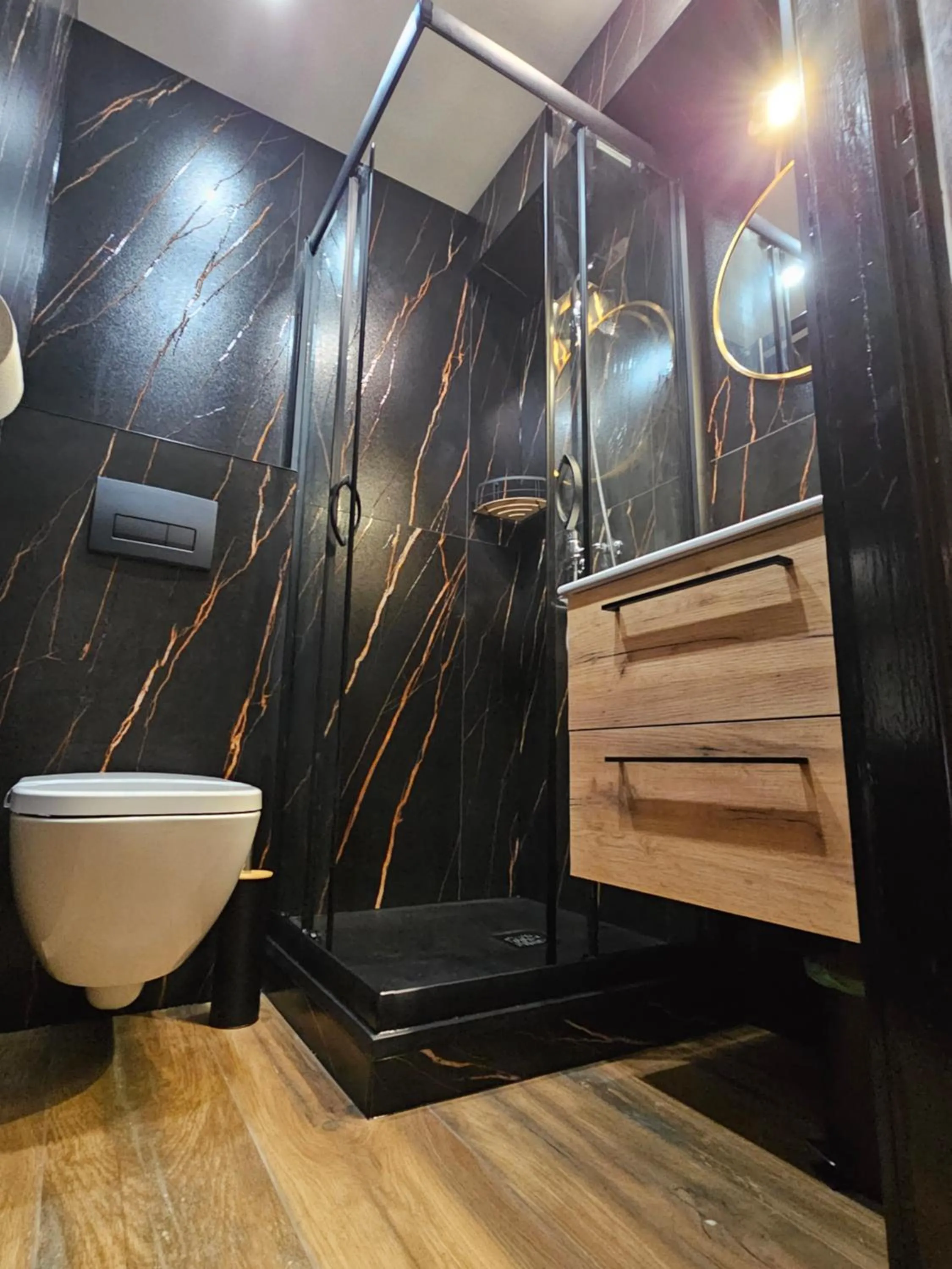 Shower in "Zacisze"