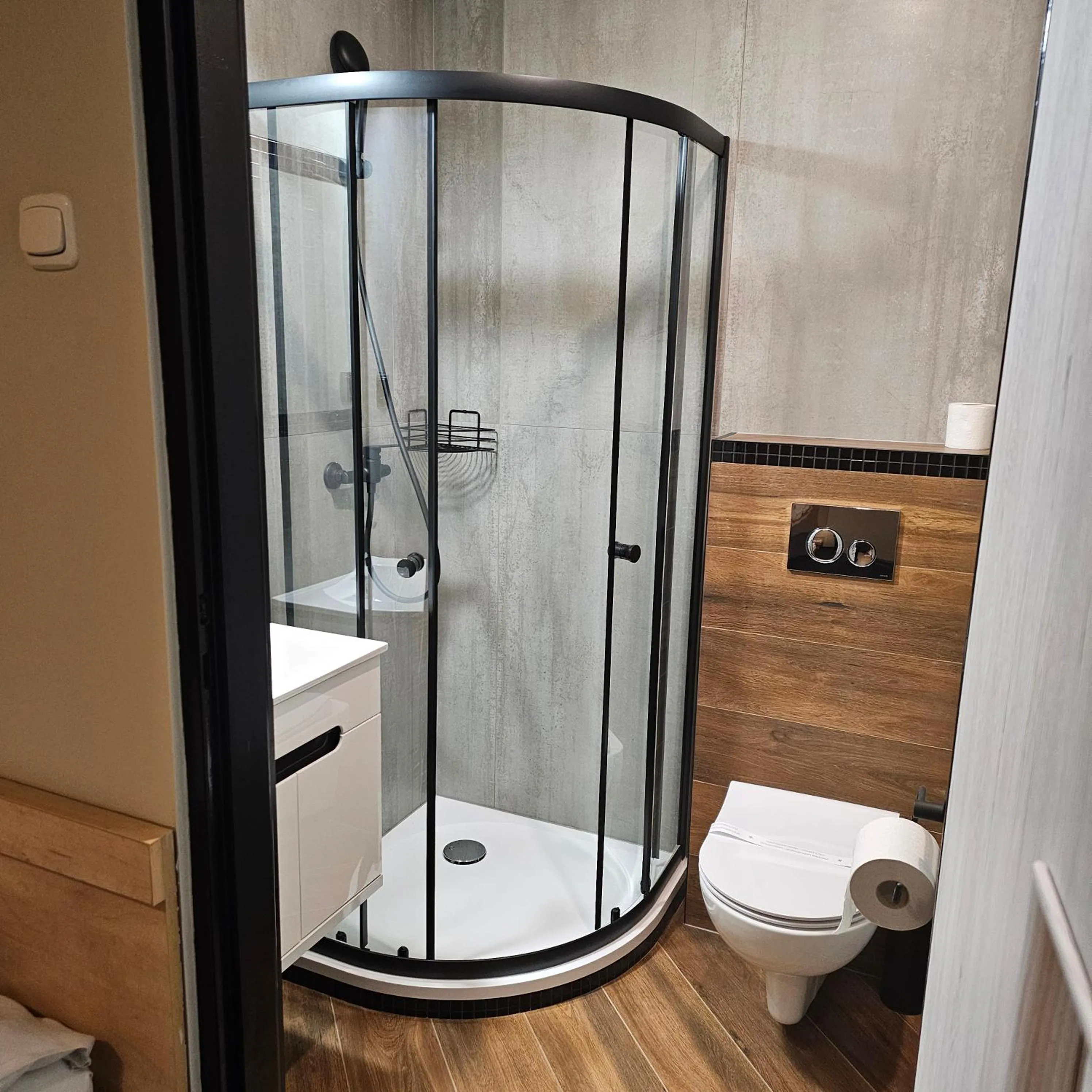 Shower in "Zacisze"