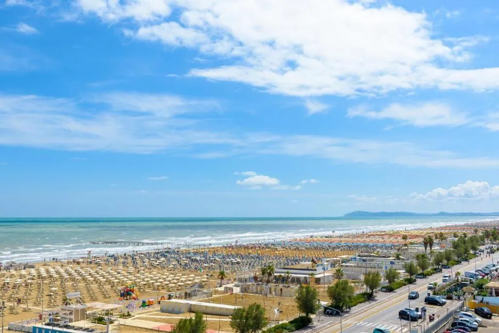 Beach in Hotel Audi Frontemare