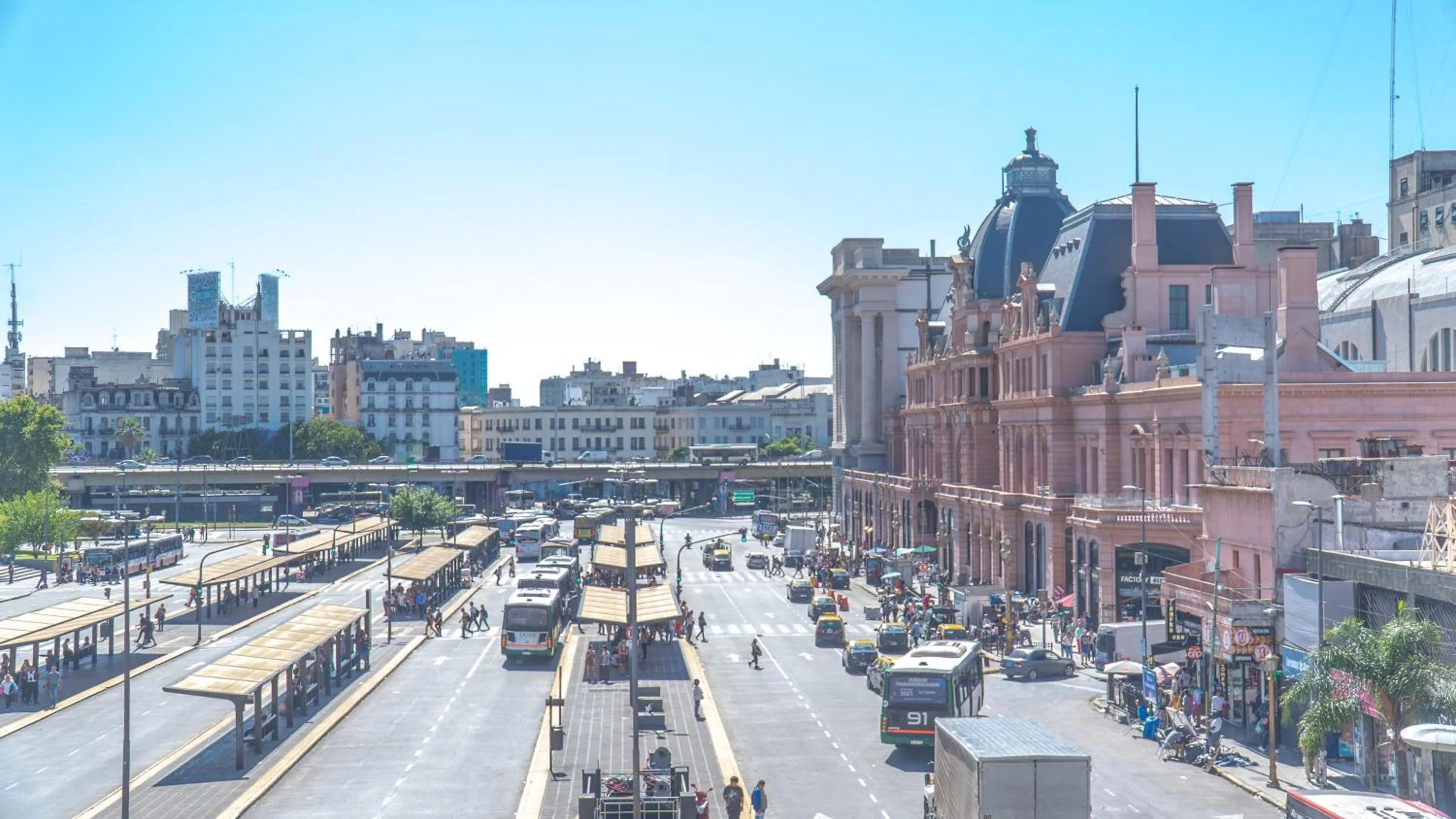 Neighbourhood in Constitución Palace Hotel