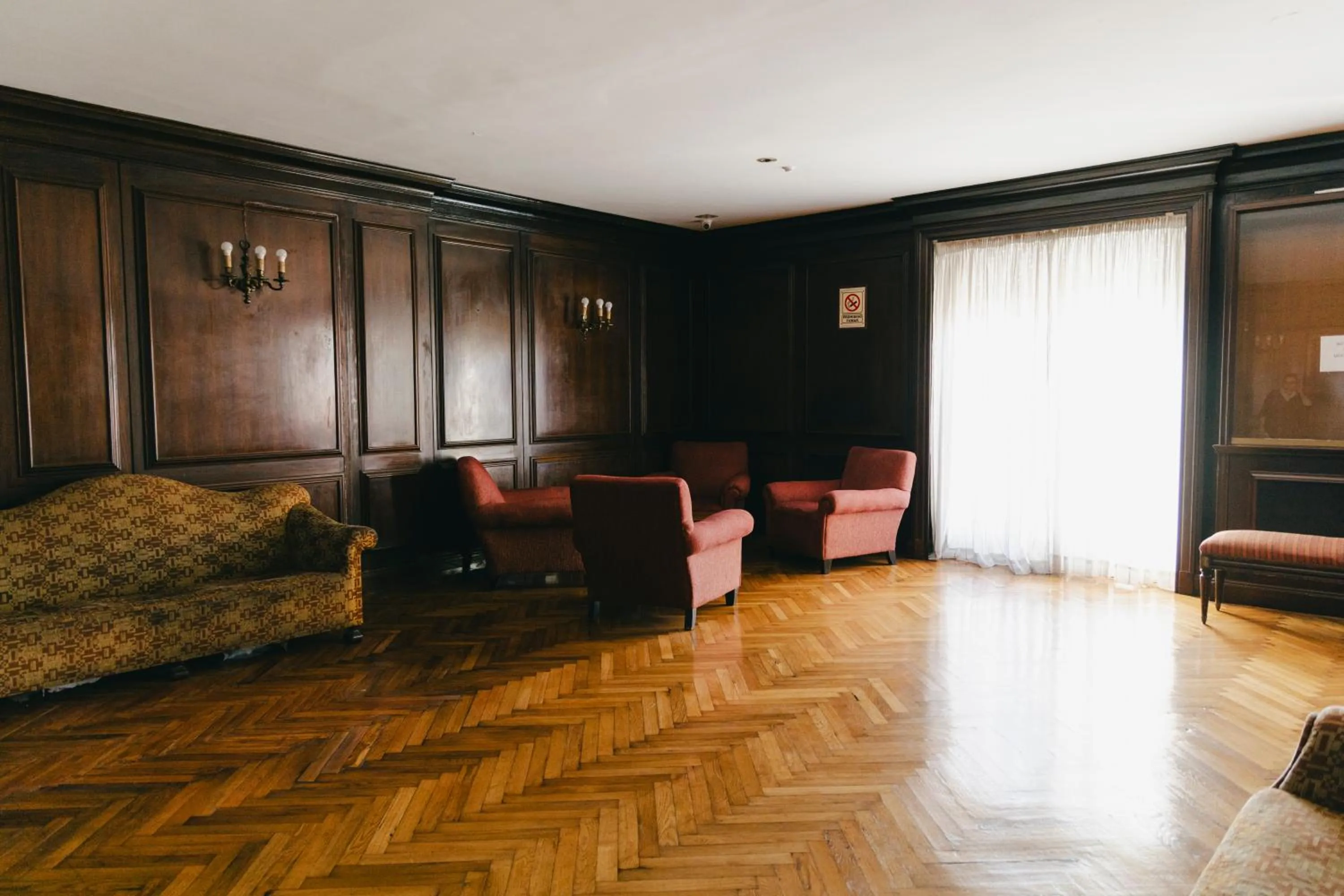 Living room in Constitución Palace Hotel
