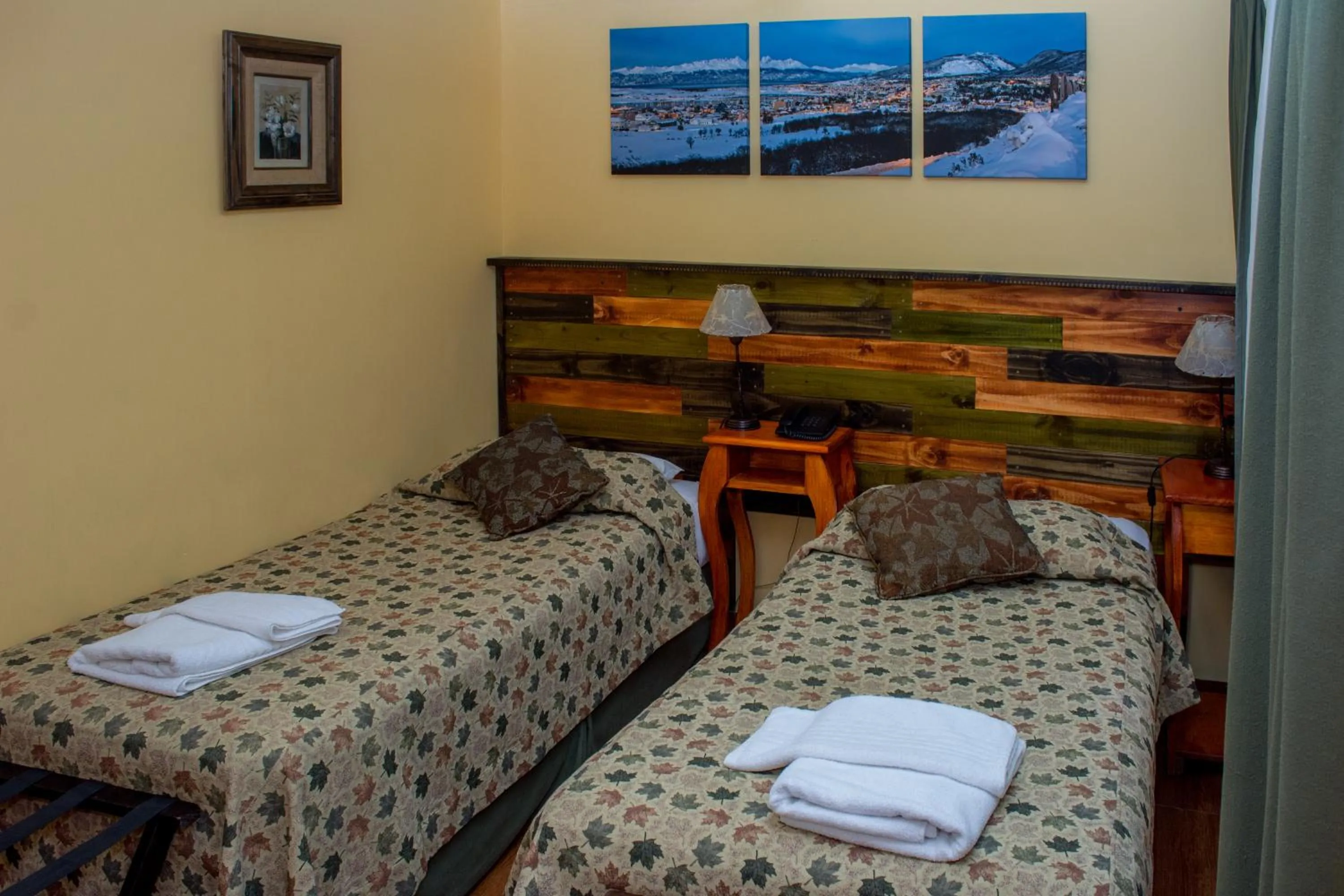 Bed in Hosteria Les Eclaireurs