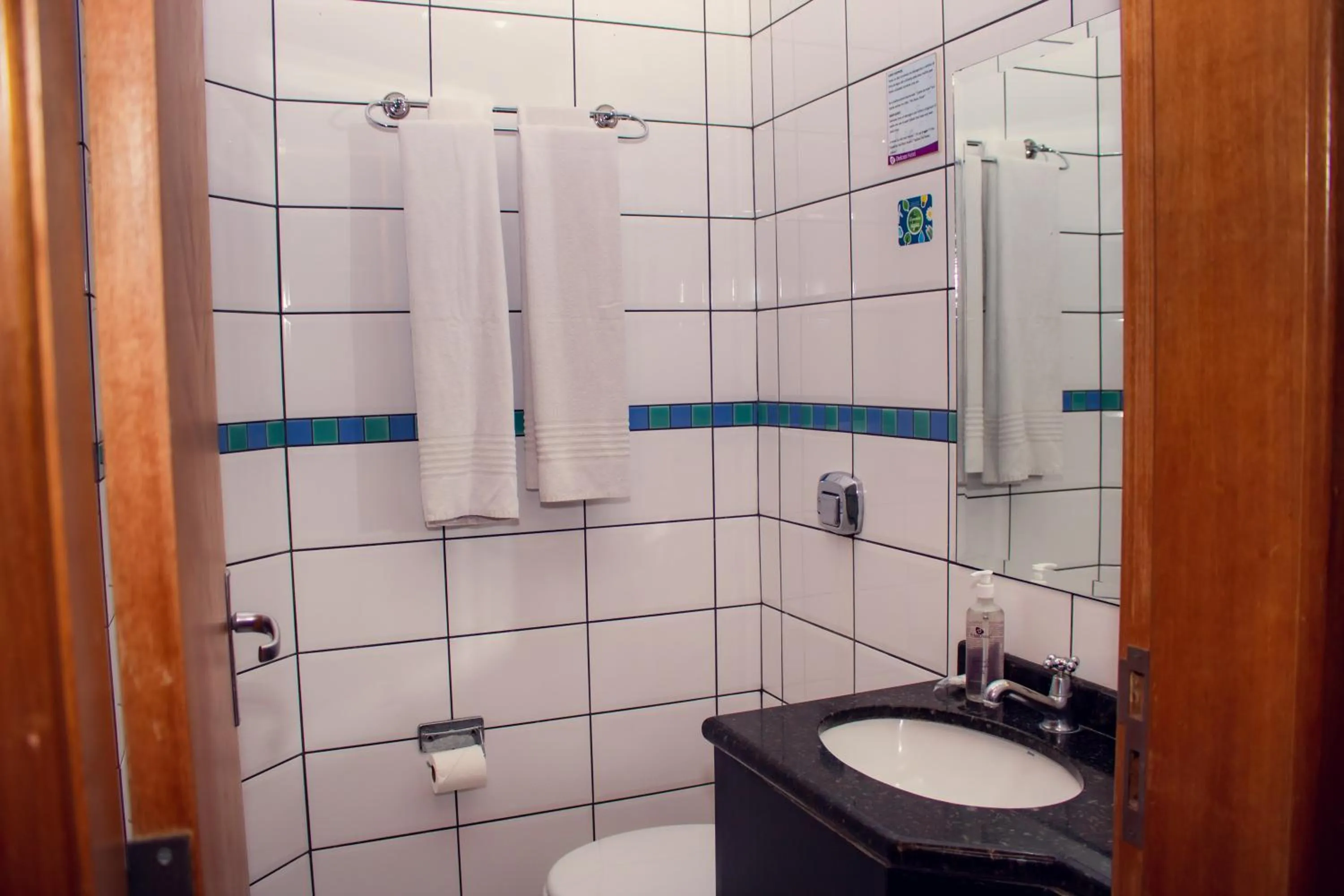 Bedroom in Delcas Hotel