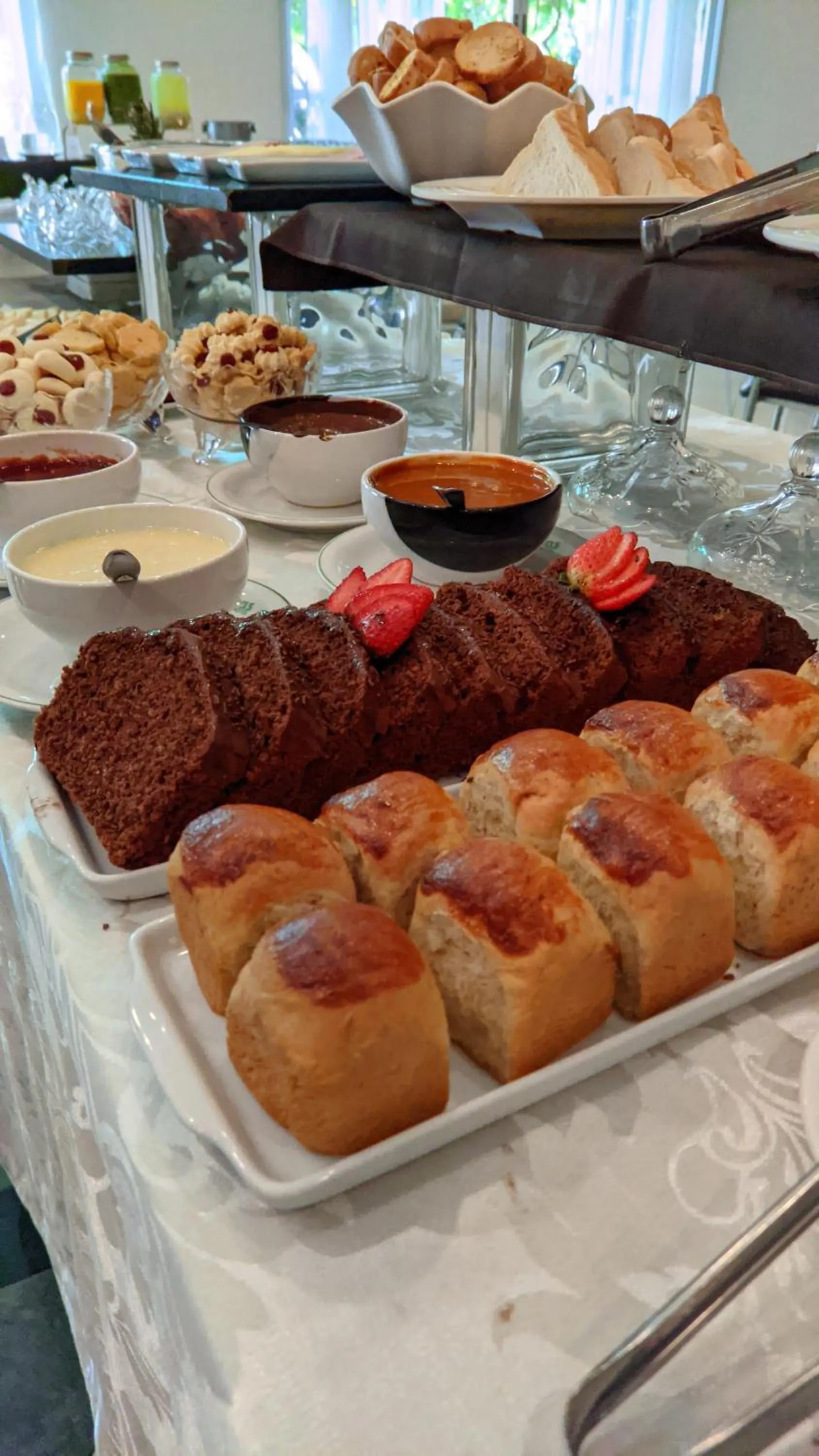 Breakfast in Delcas Hotel