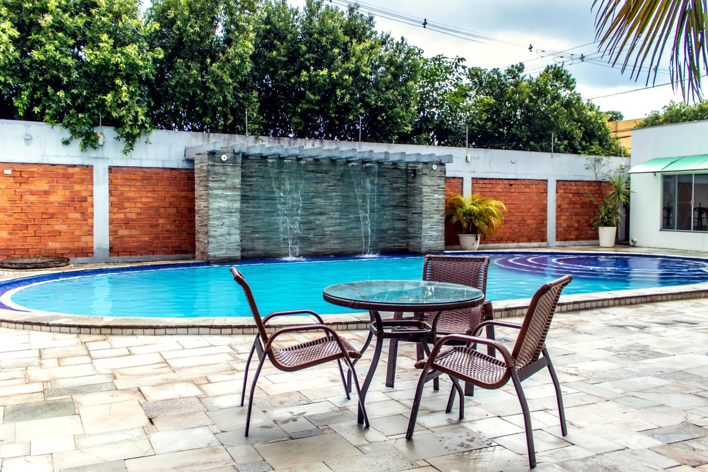 Swimming pool in Delcas Hotel