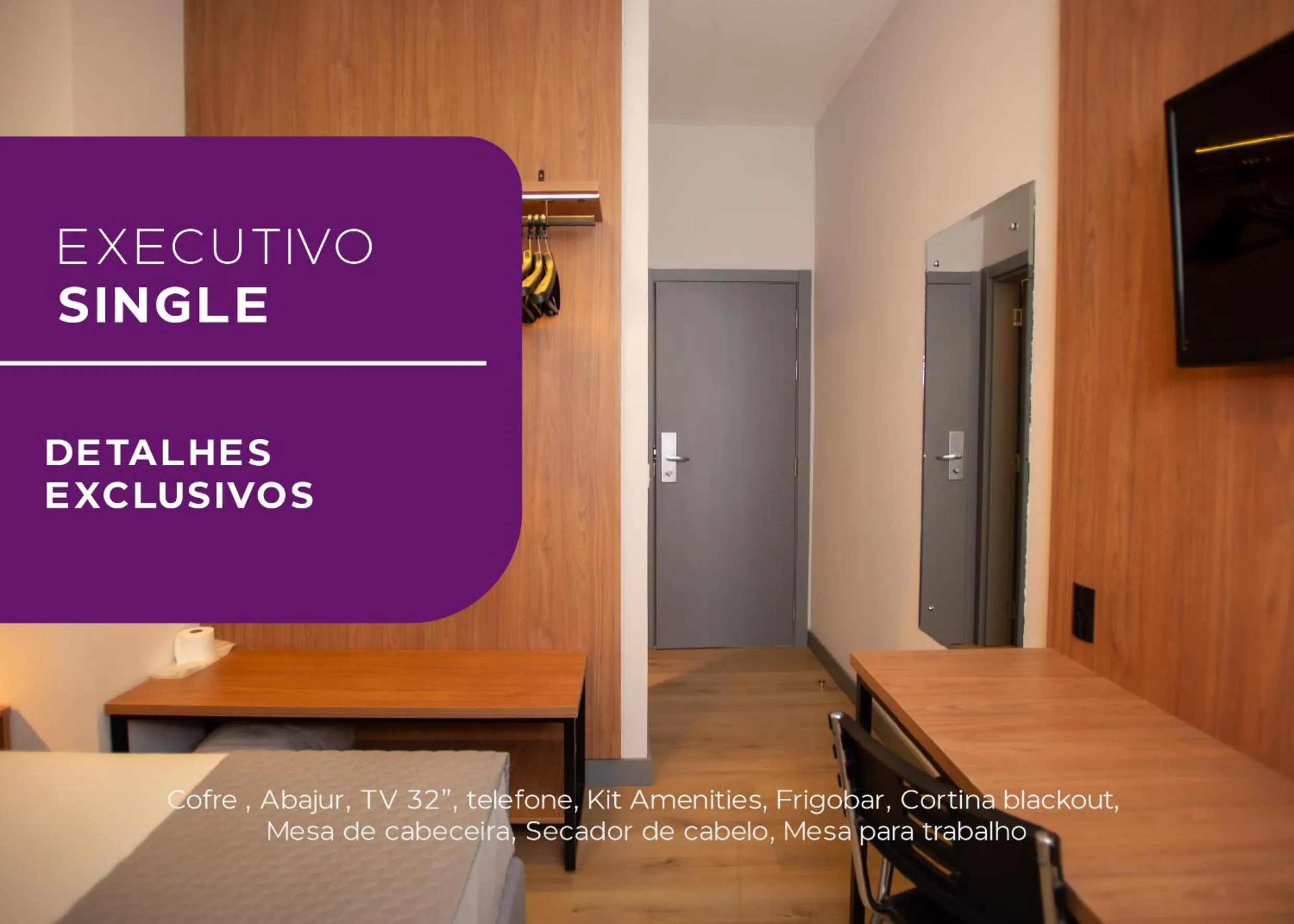 Bedroom in Delcas Hotel