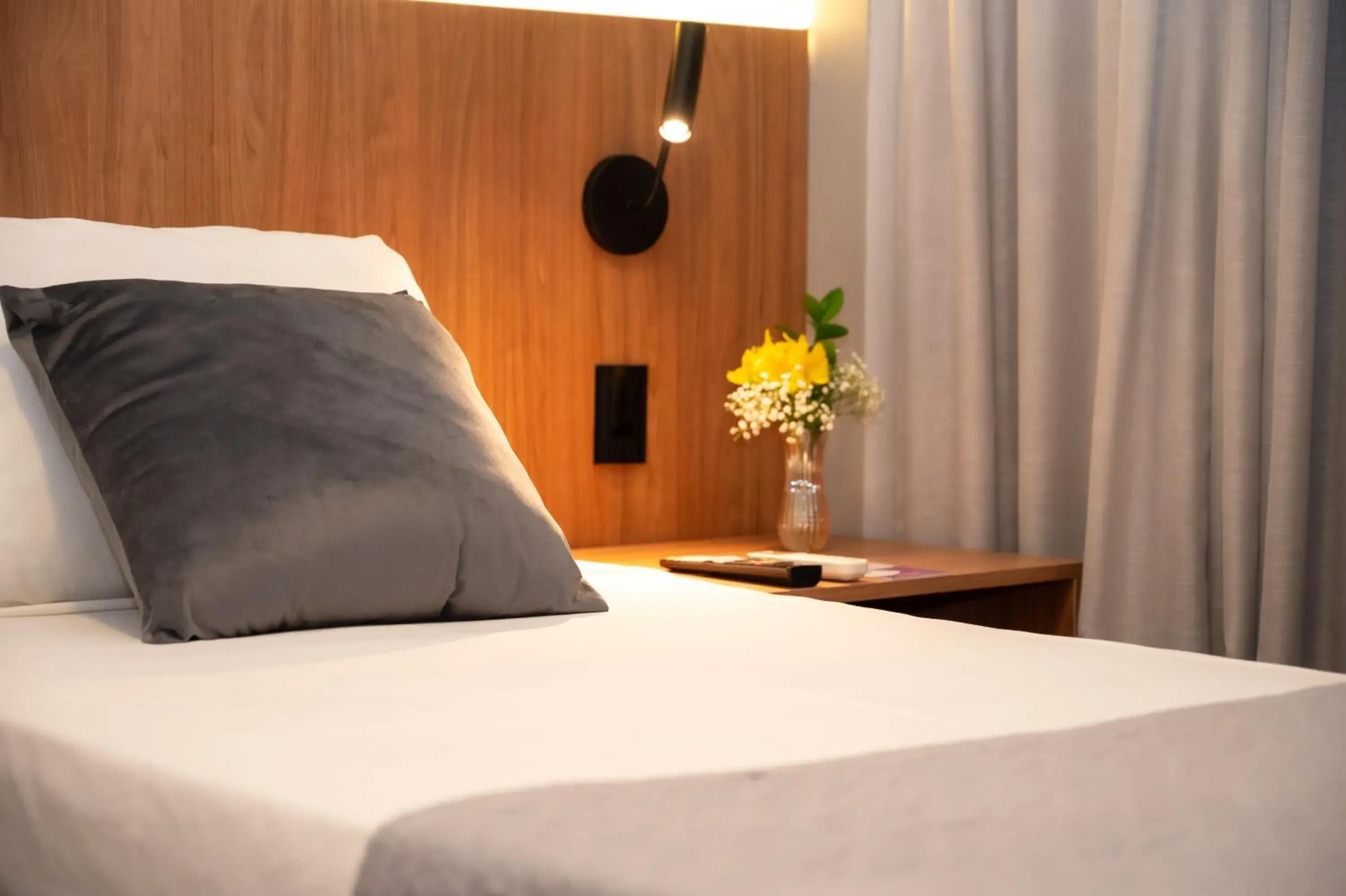 Superior Twin Room - single occupancy in Delcas Hotel Superior Twin Room - single occupancy in Delcas Hotel