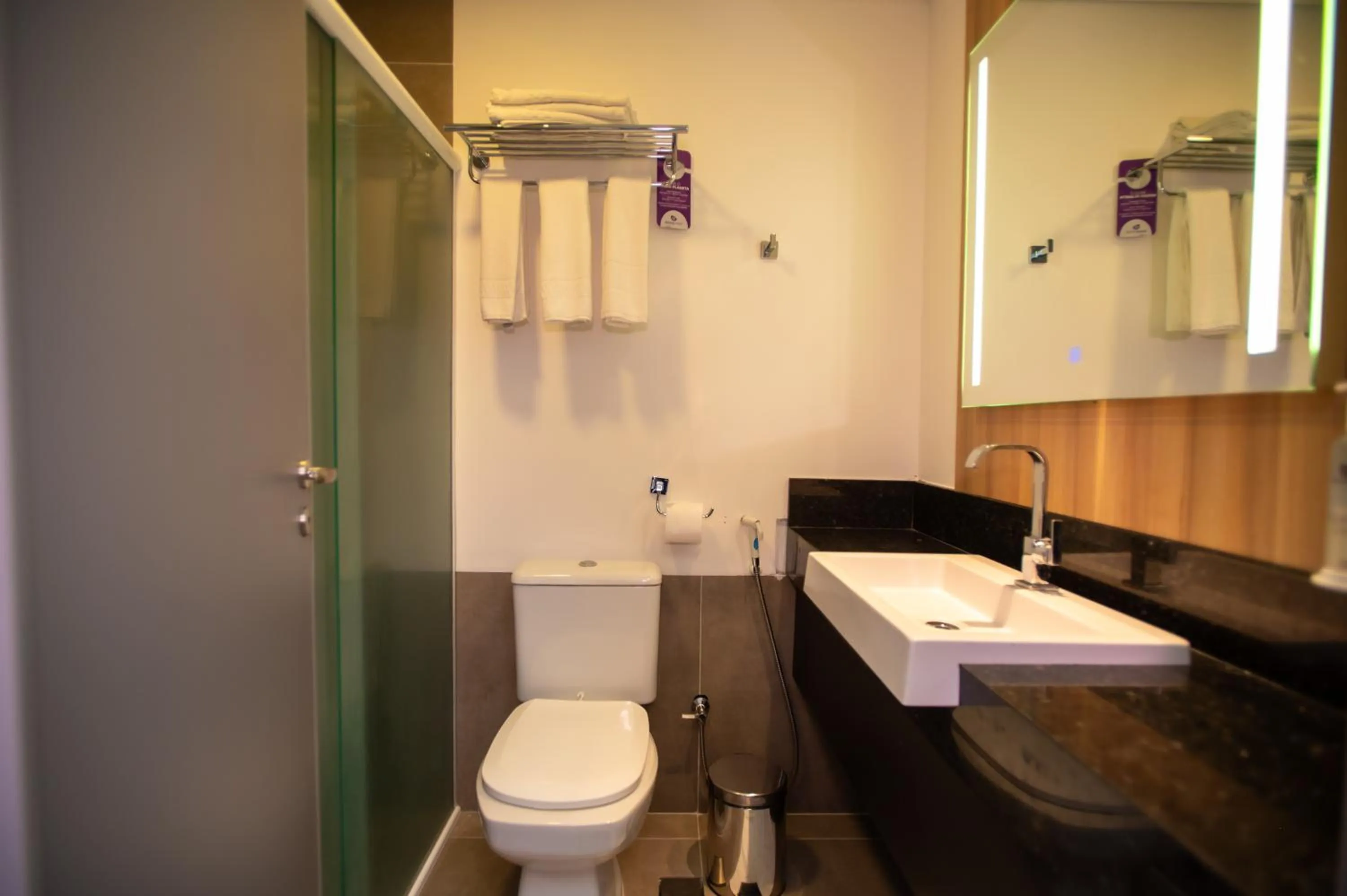 Bedroom in Delcas Hotel