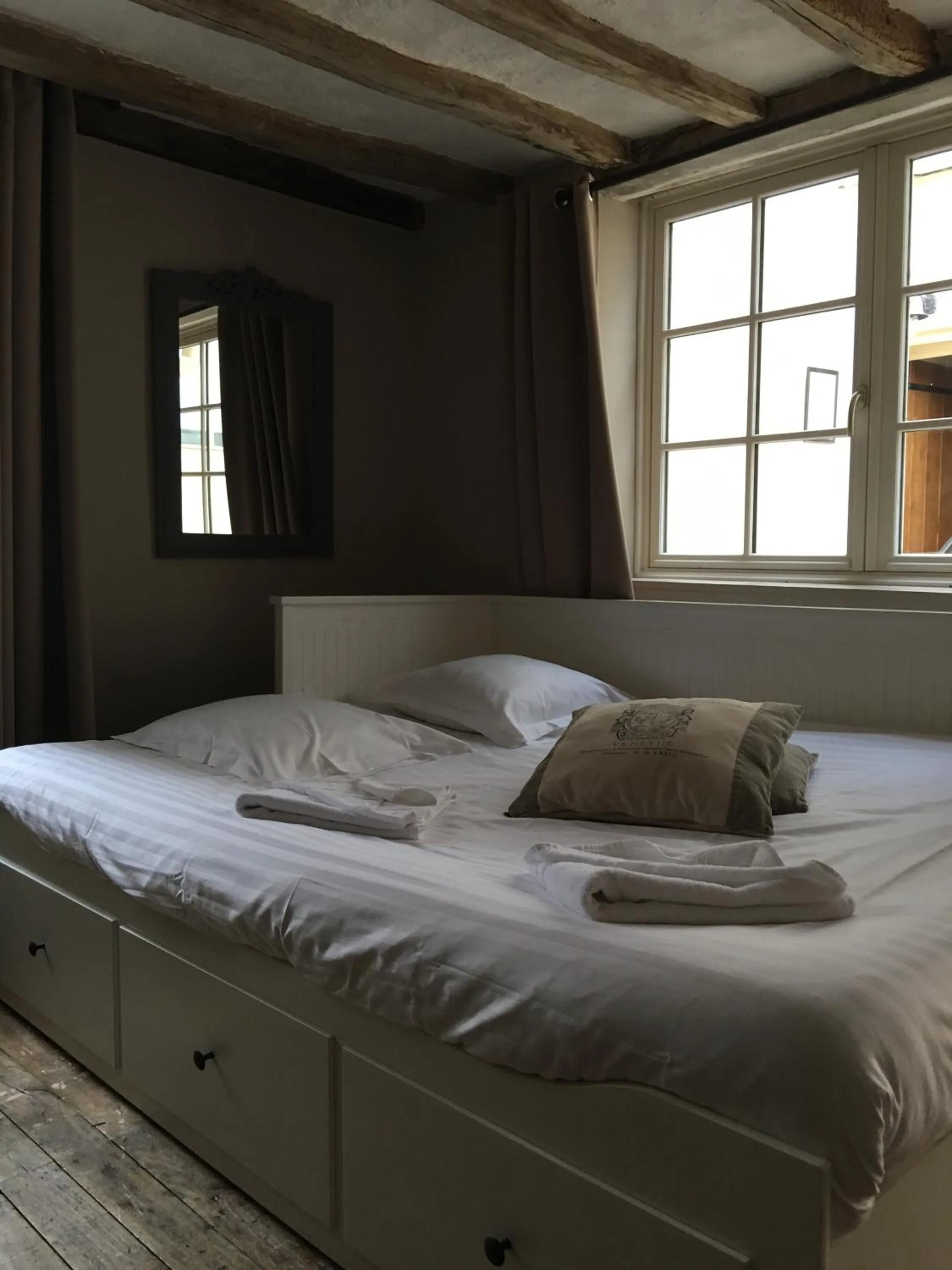 Bed in Villa Roma B&B