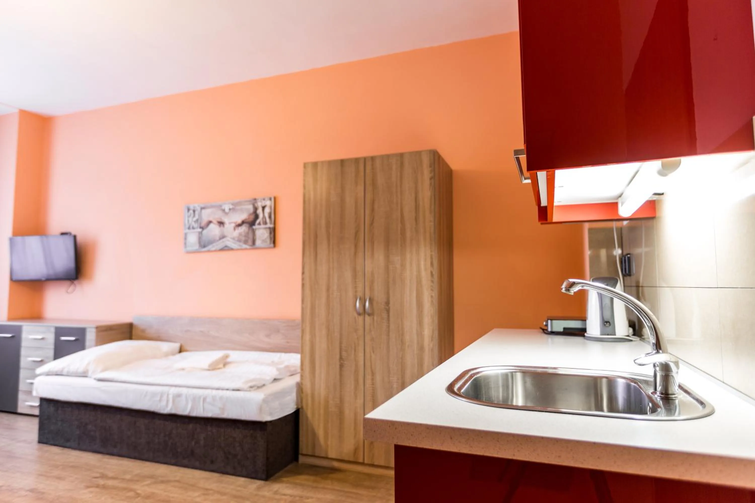 Kitchen or kitchenette, Bed in Rezidence Davids Apartments