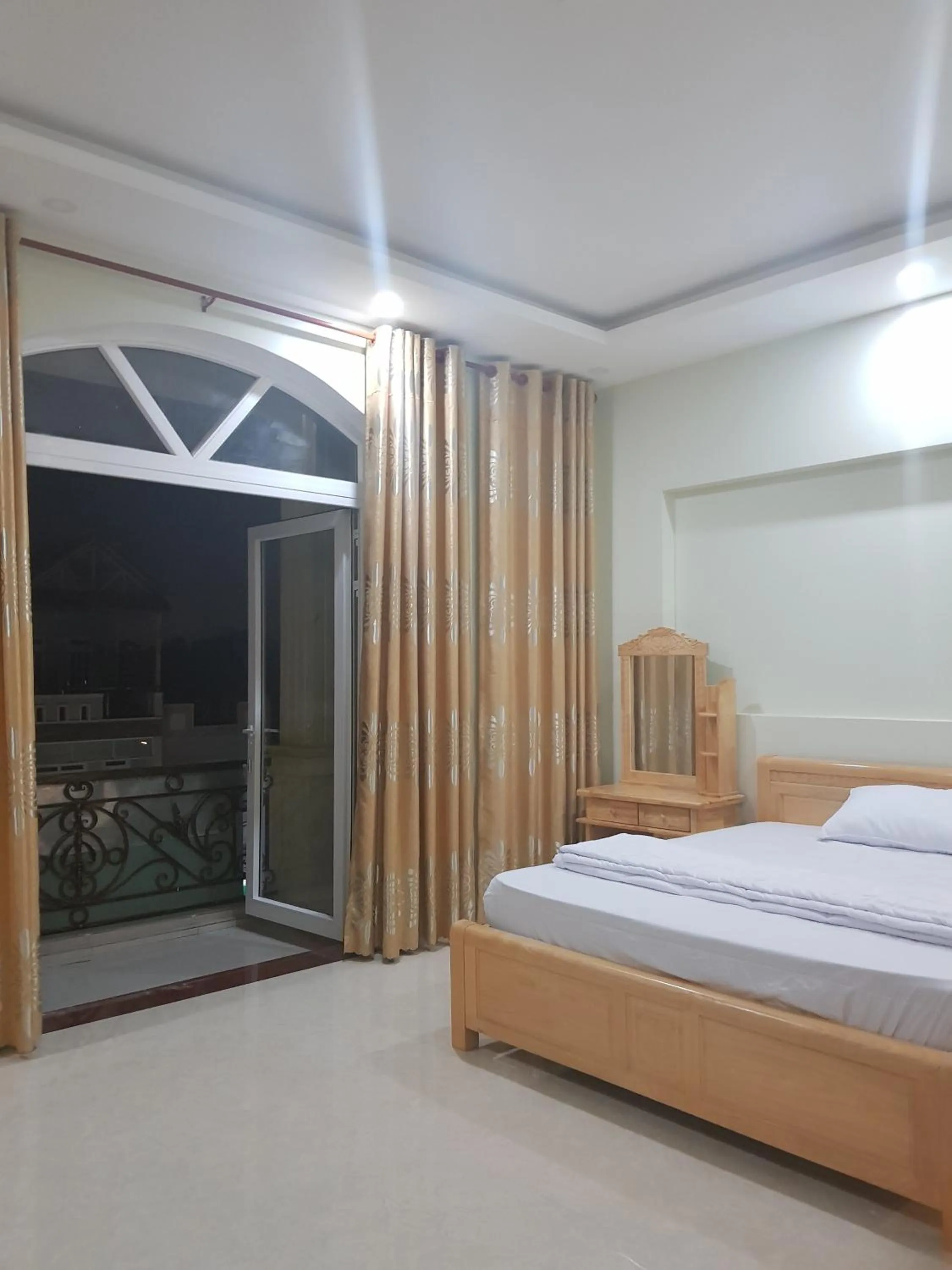 Bed in Hai Dang Hotel