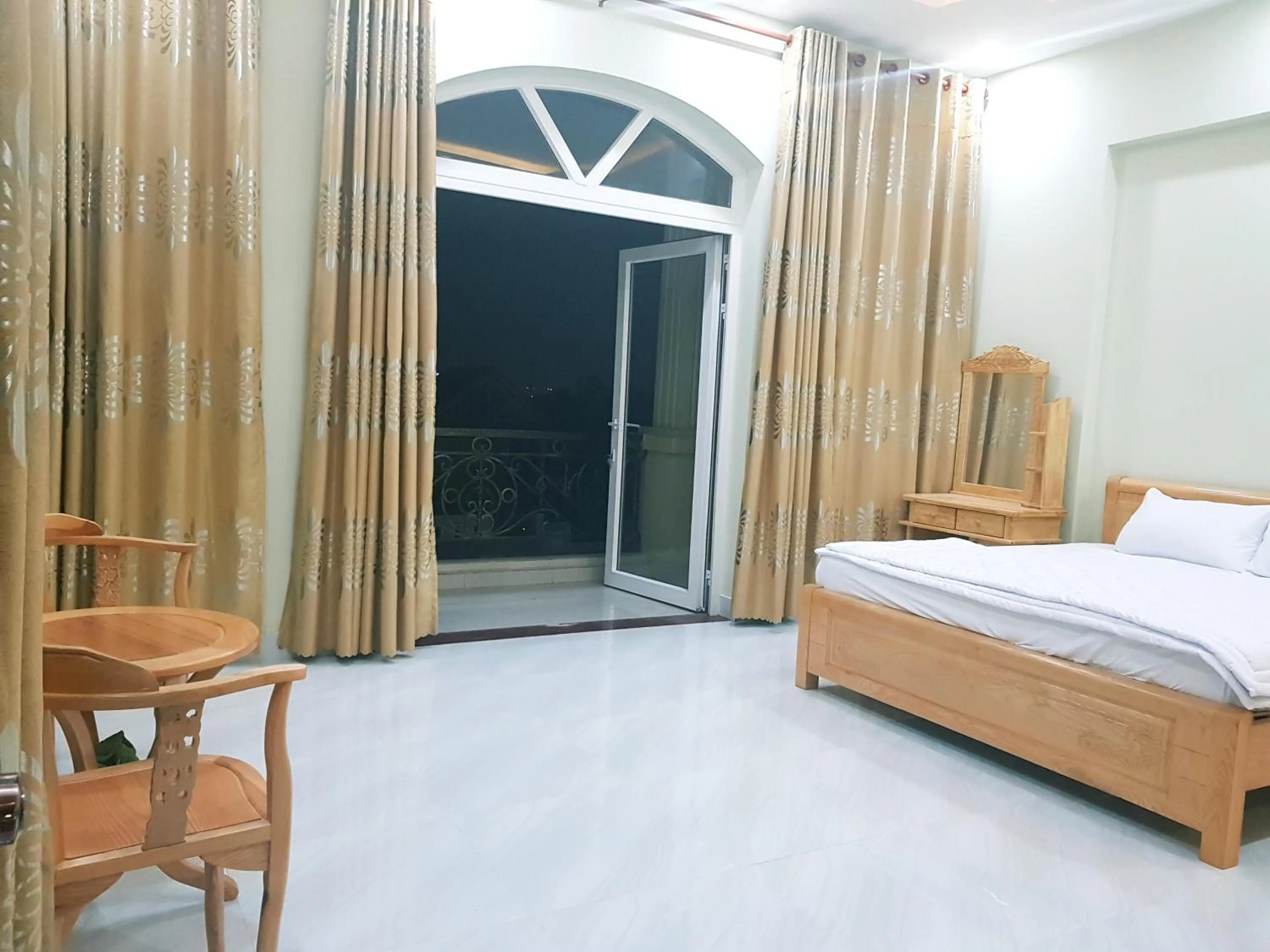 Bed in Hai Dang Hotel