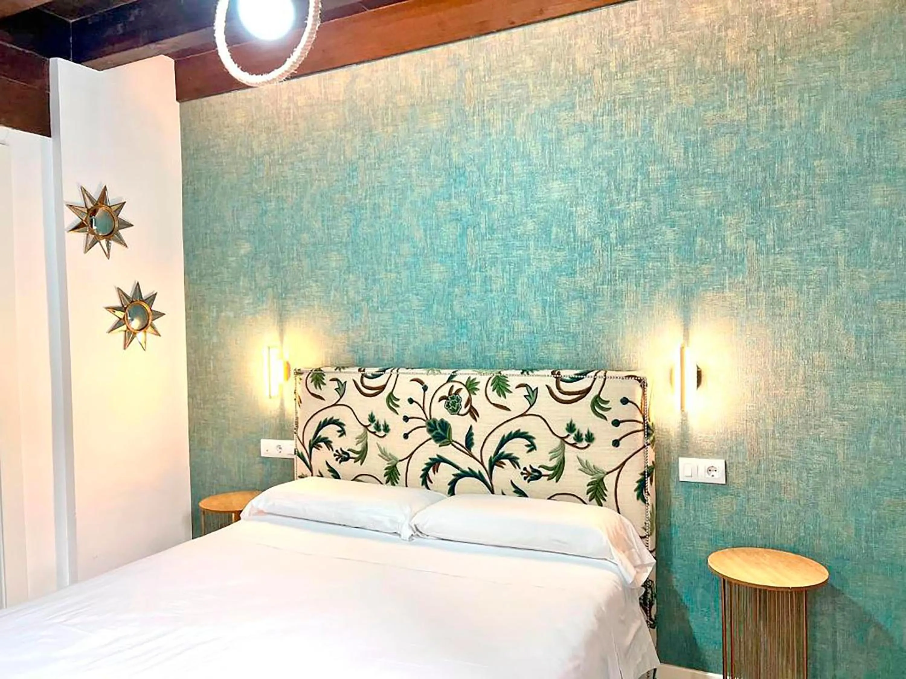 Bedroom, Bed in Apartamentos Real Suites Realejo 3000