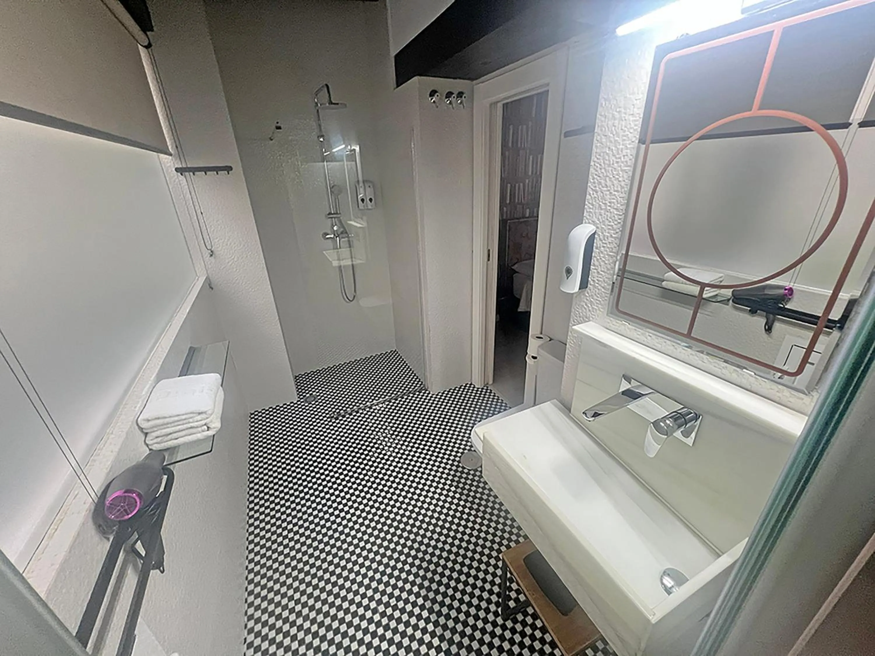 Bathroom in Apartamentos Real Suites Realejo 3000