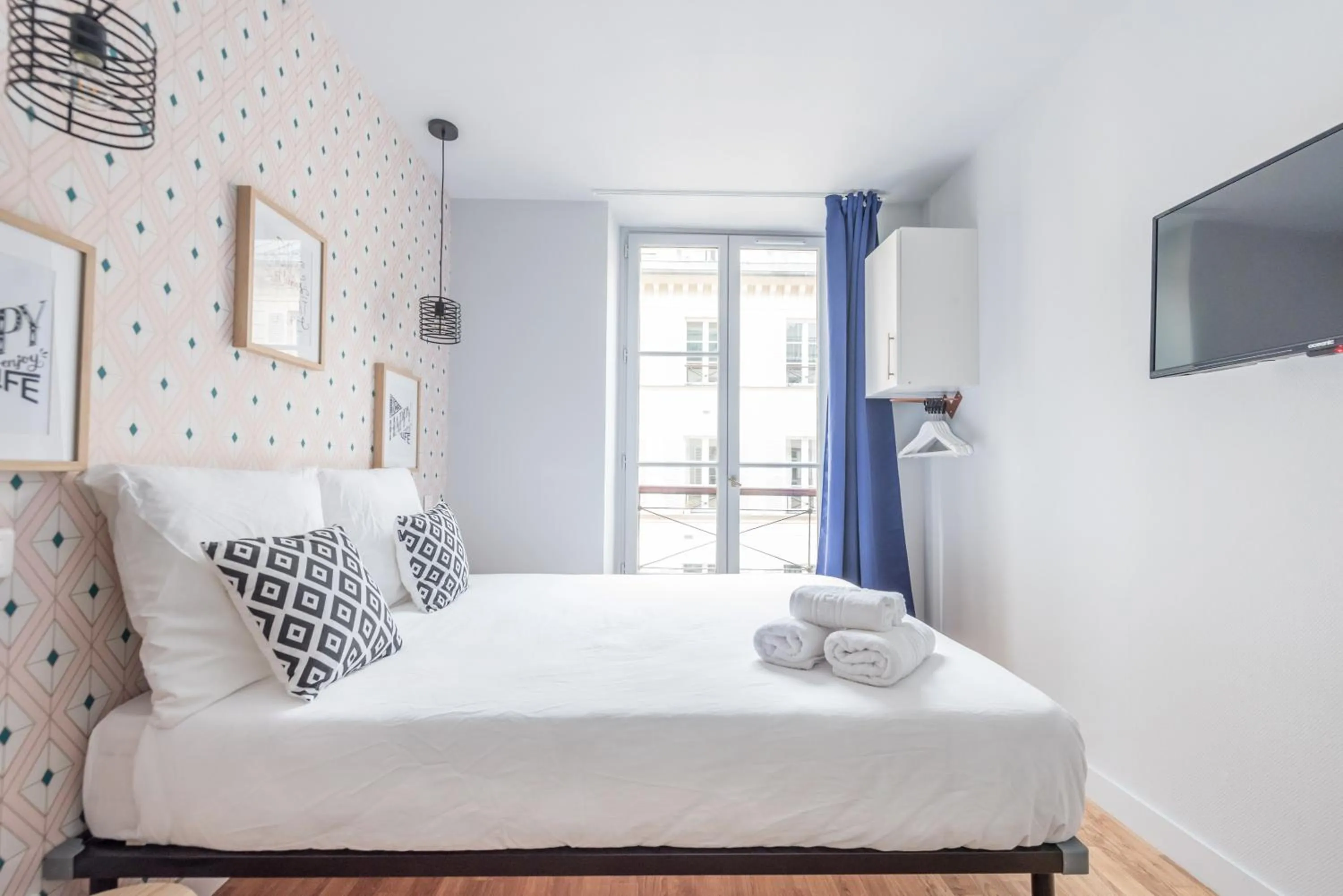 Bed in WS Opéra - Galeries Lafayette