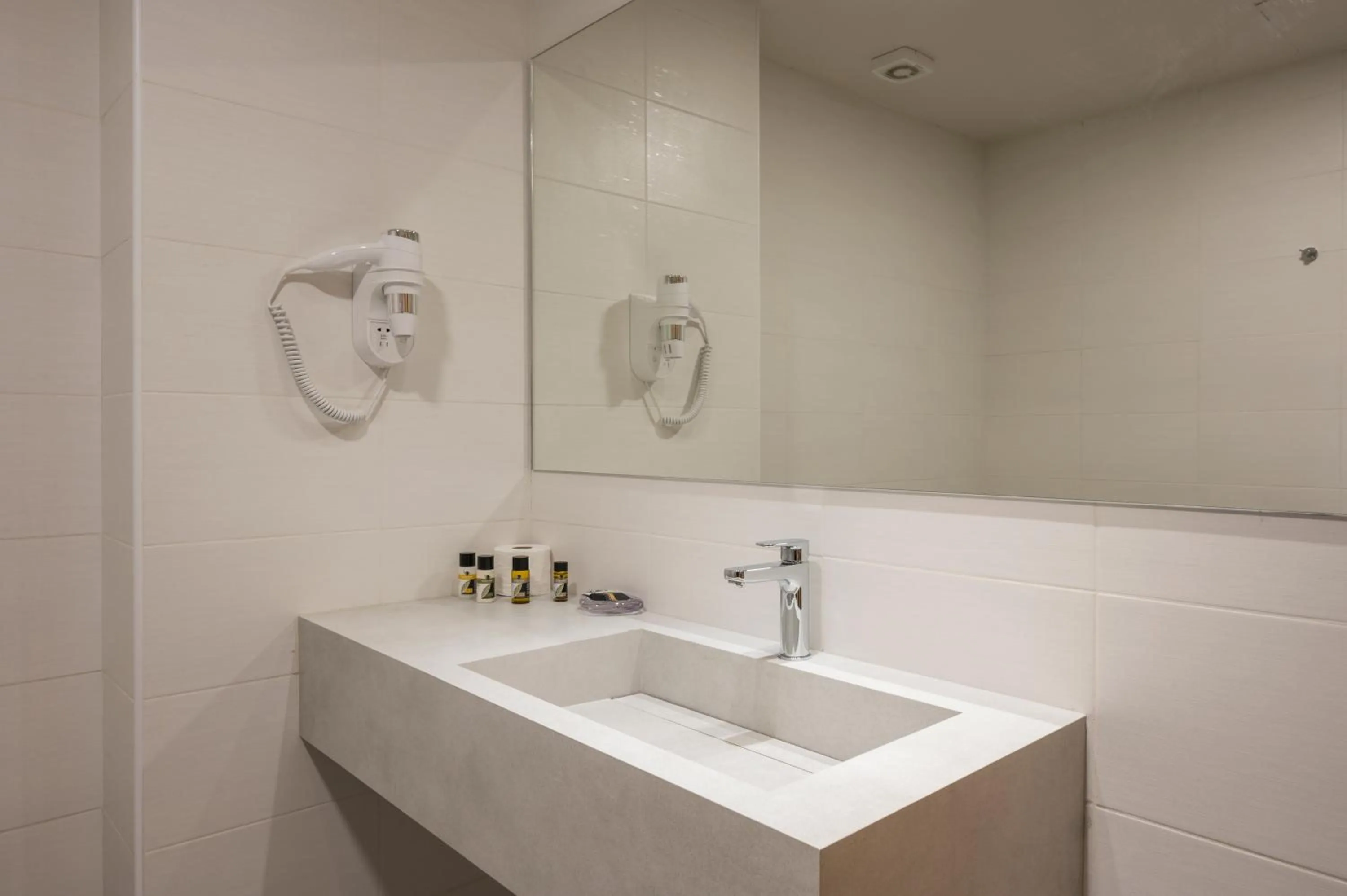 Trianon Luxury Apartments & Suites