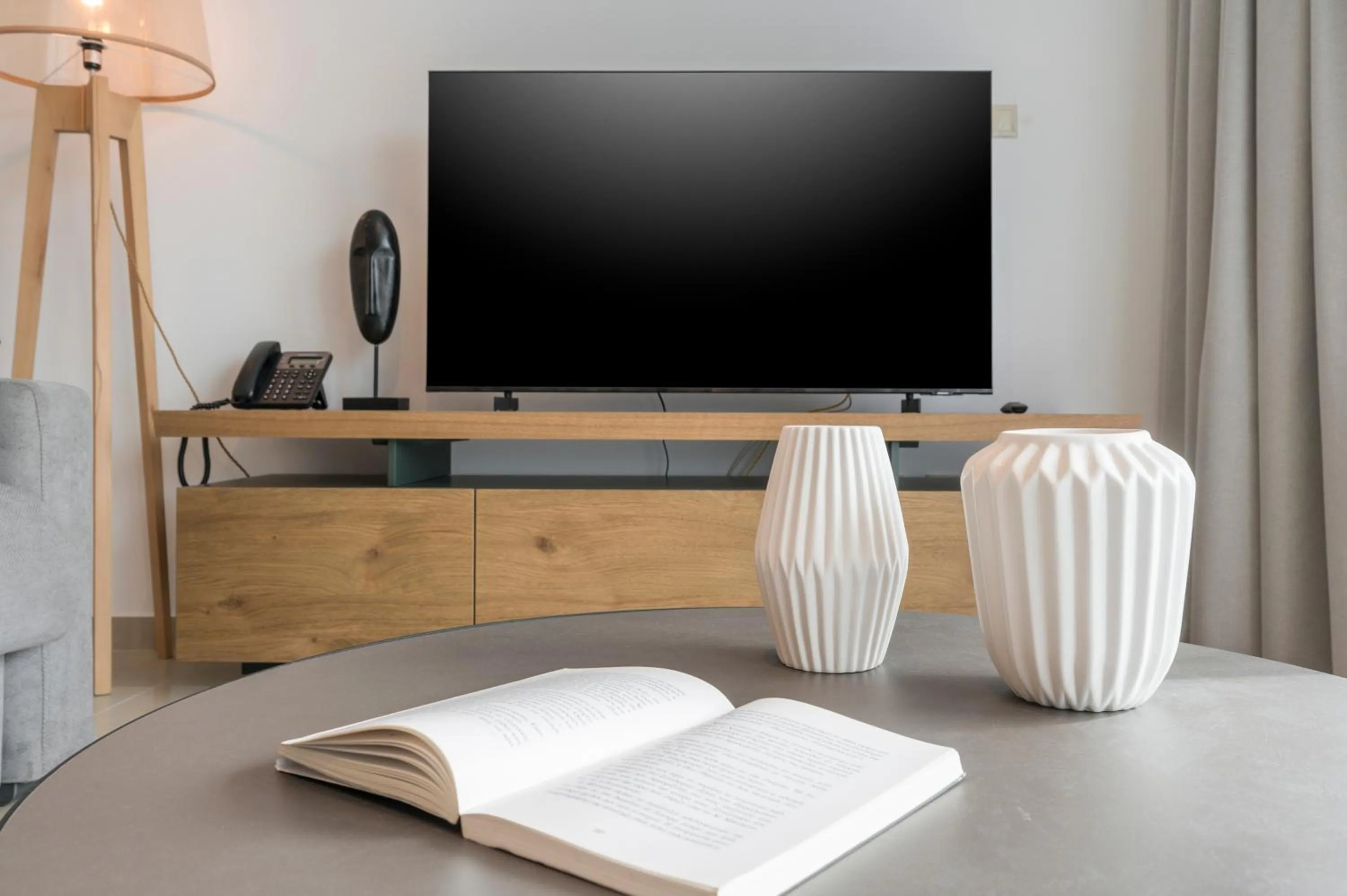 TV and multimedia in Trianon Luxury Apartments & Suites