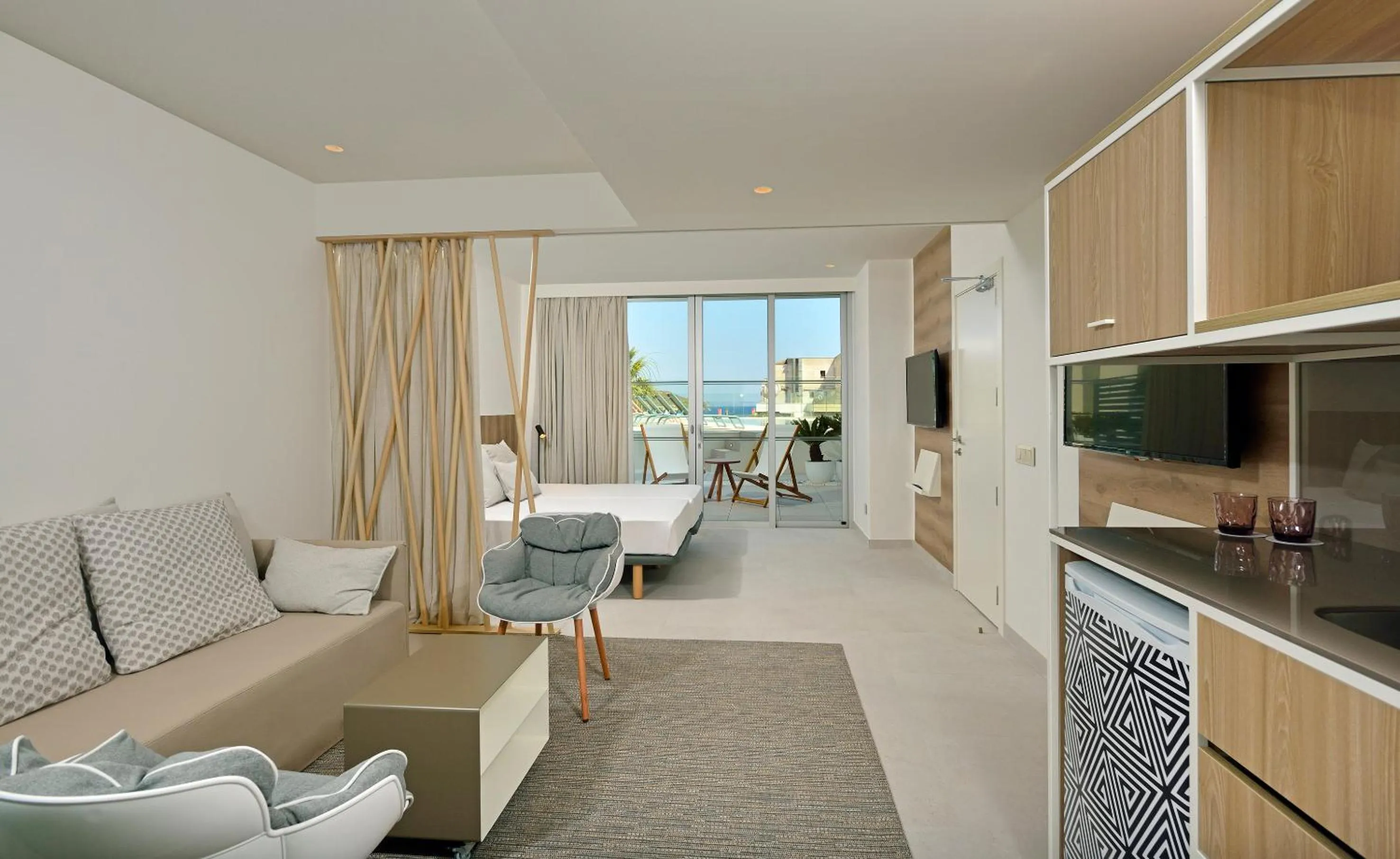 Bedroom in INNSiDE by Meliá Calviá Beach