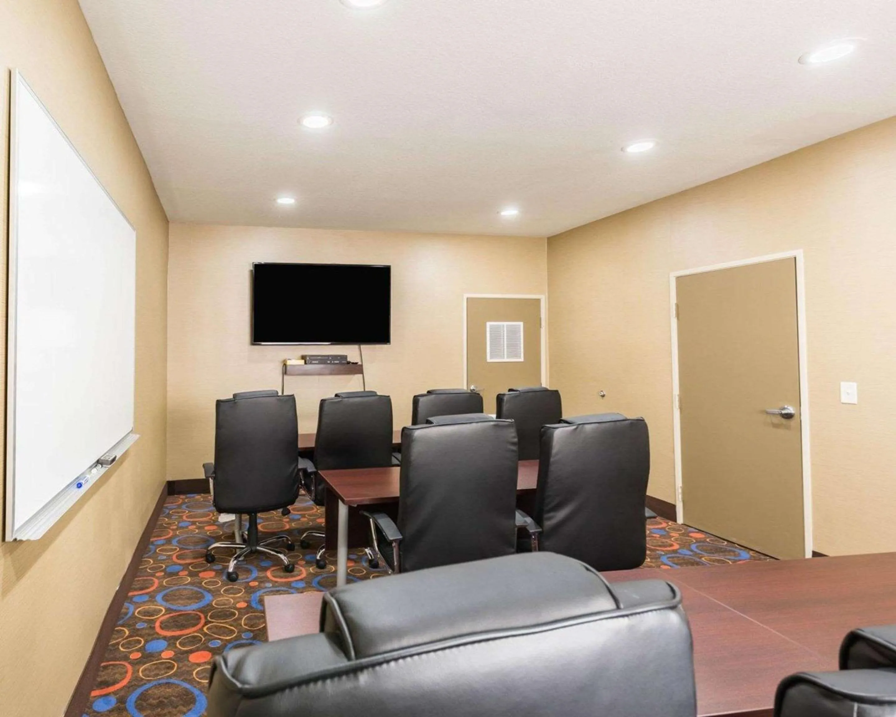 On site in Econo Lodge Inn & Suites East Houston I-10