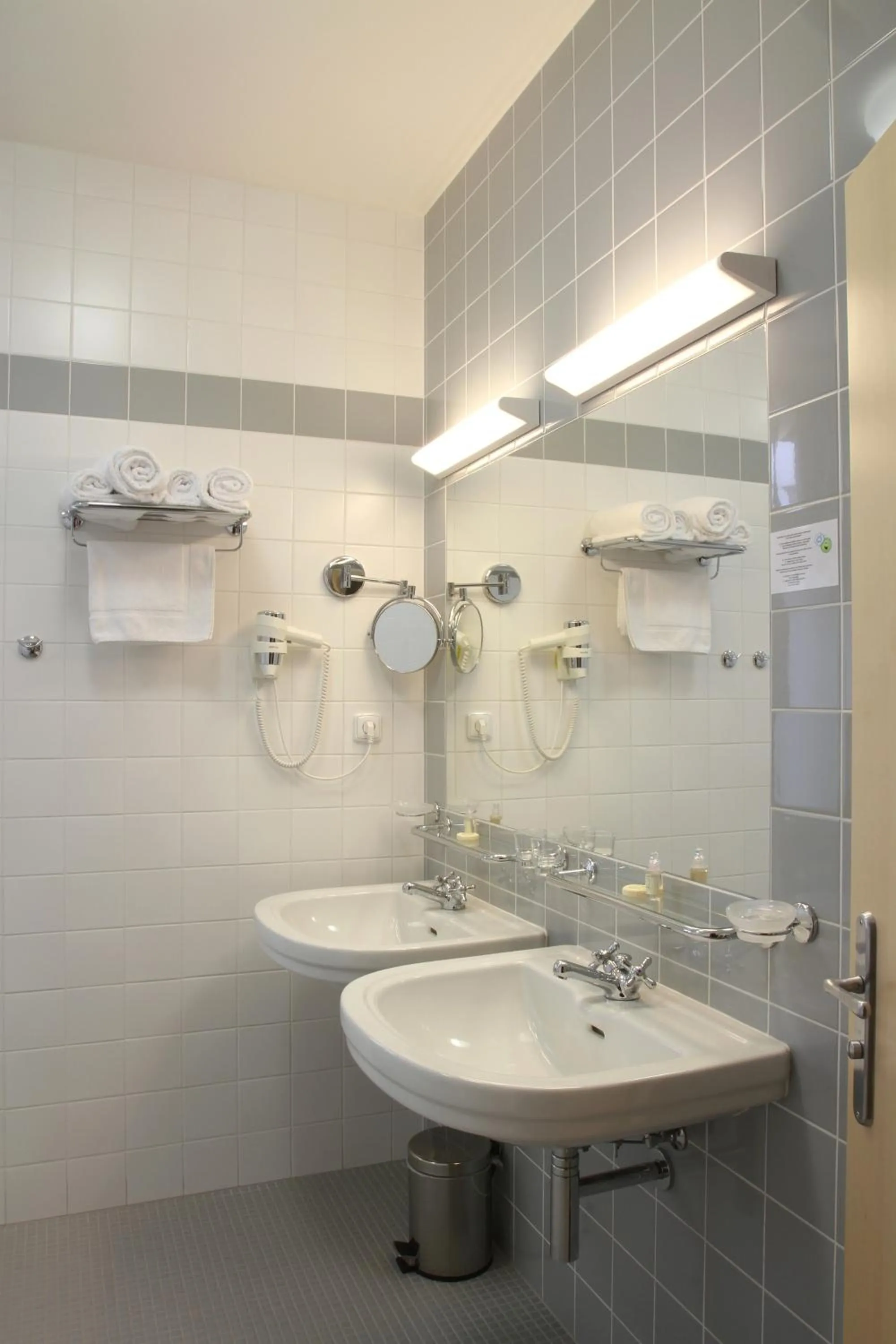 Bathroom in Hotel DAP