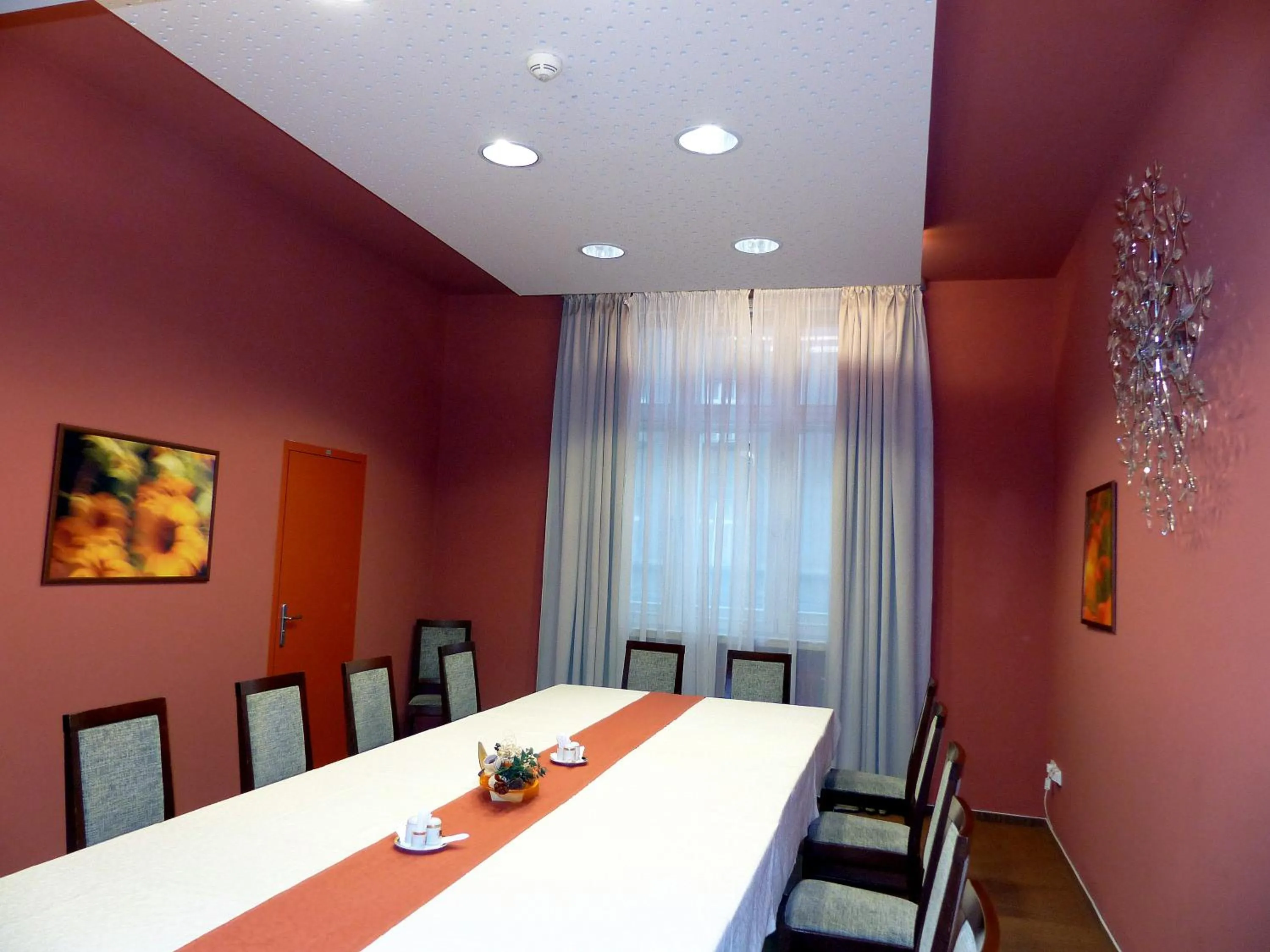 Business facilities in Hotel DAP