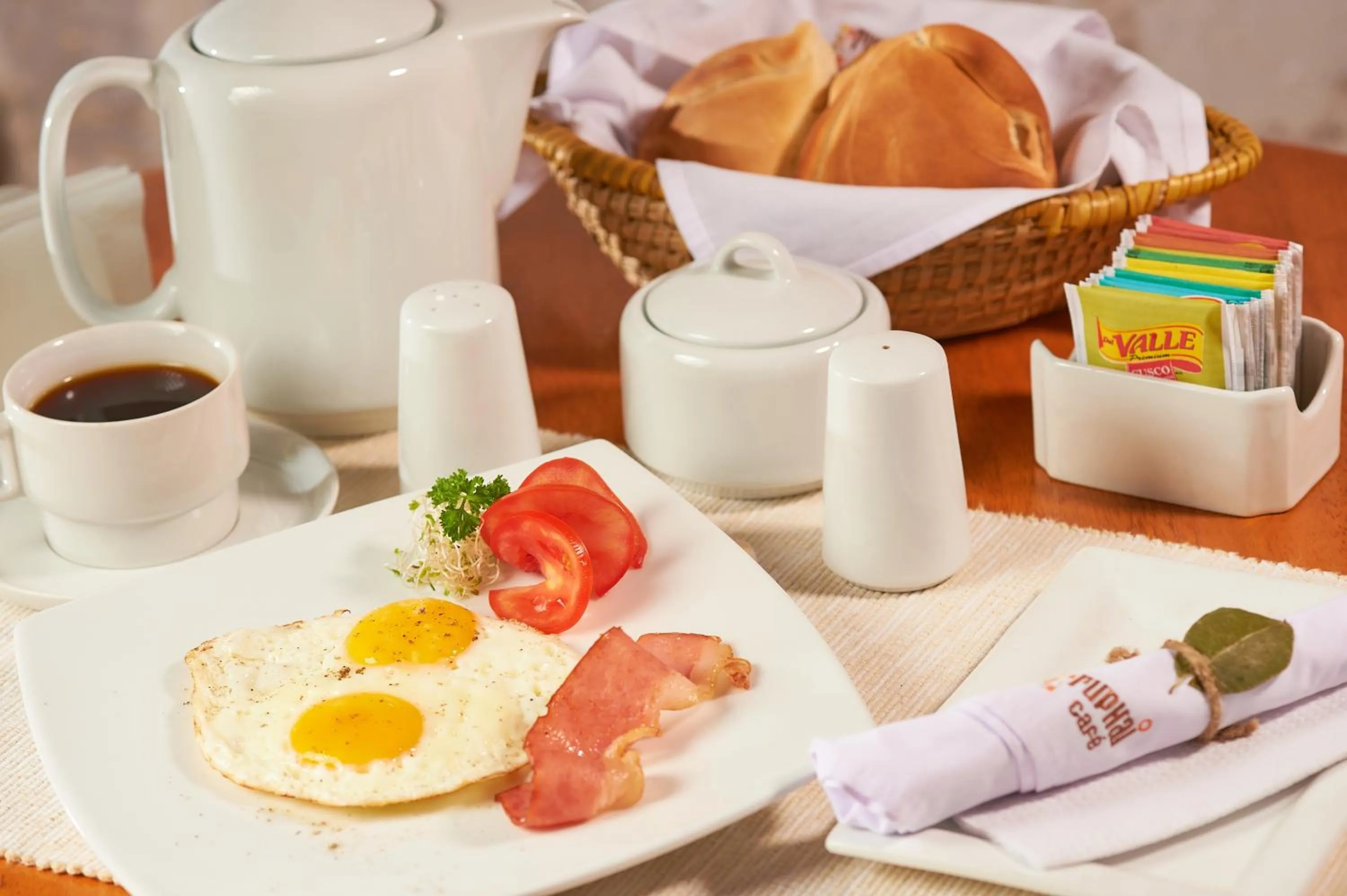 Breakfast in Hotel Los Tambos Boutique