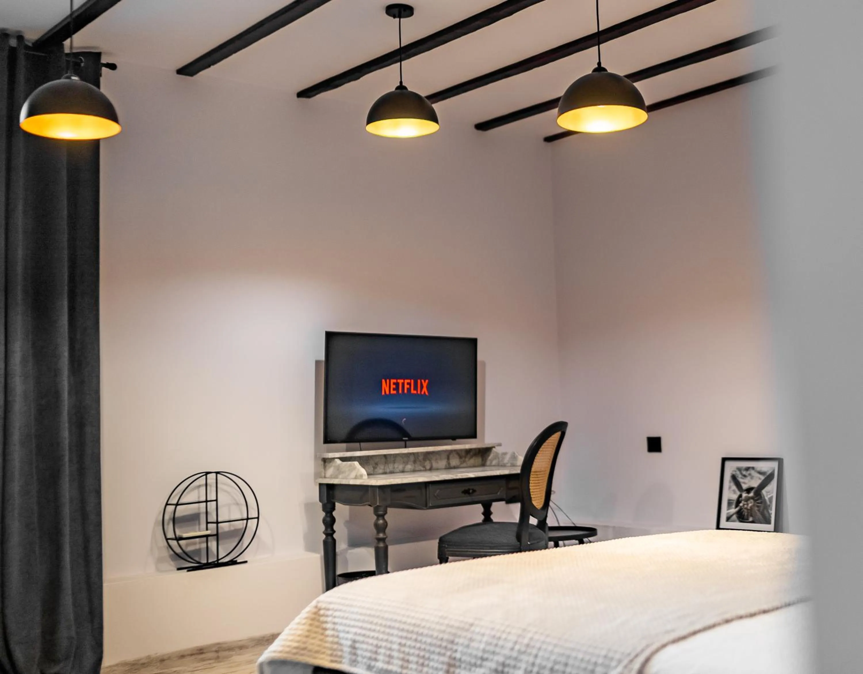 TV and multimedia, Bed in My Guest Rooms