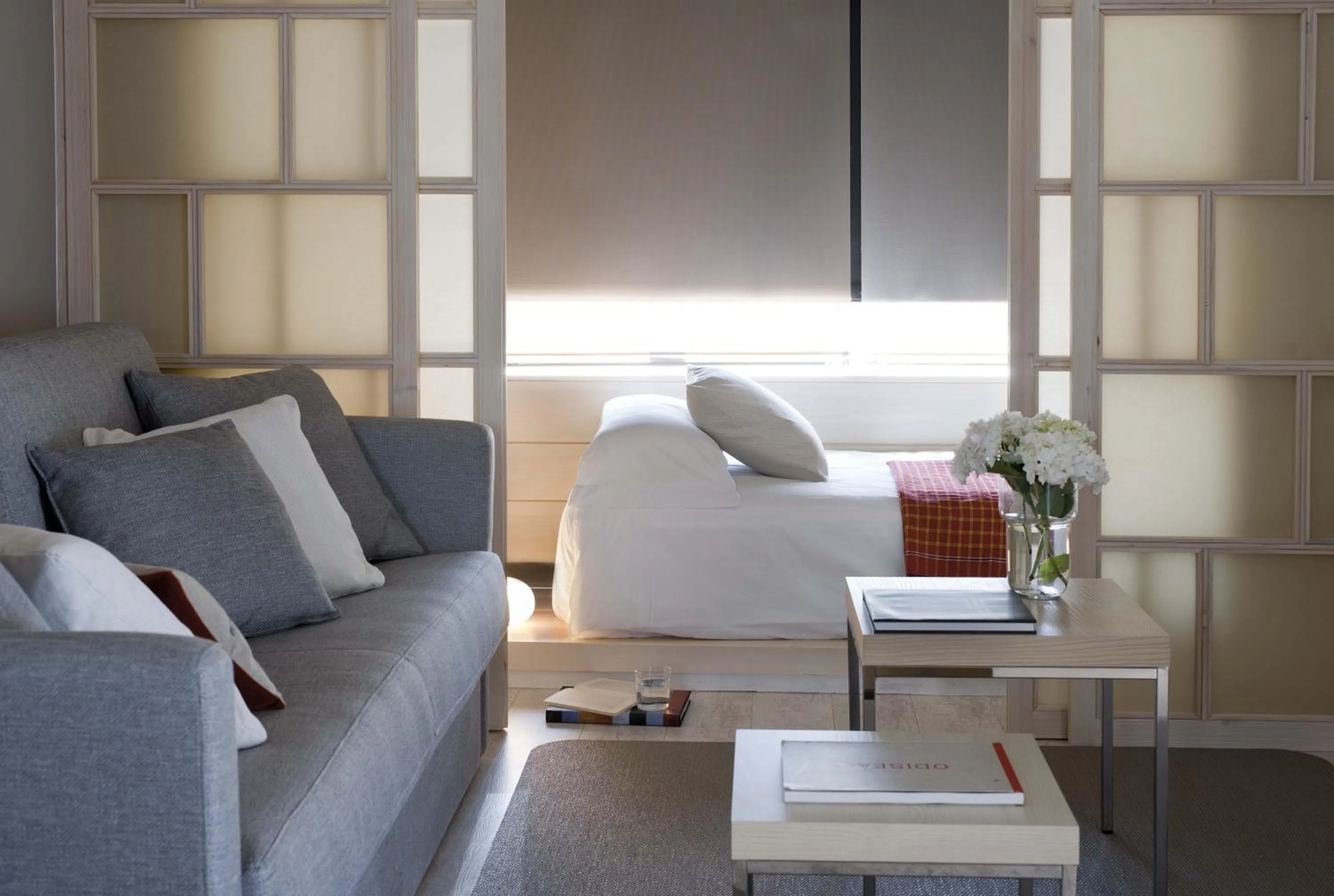 Bed in Eric Vökel Boutique Apartments - Gran Vía Suites