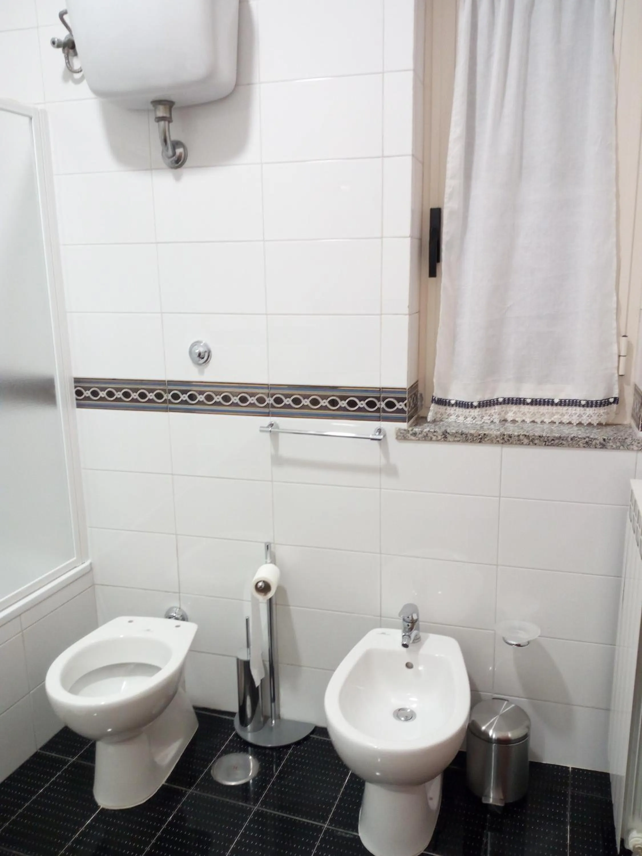 Bathroom in Green Garden