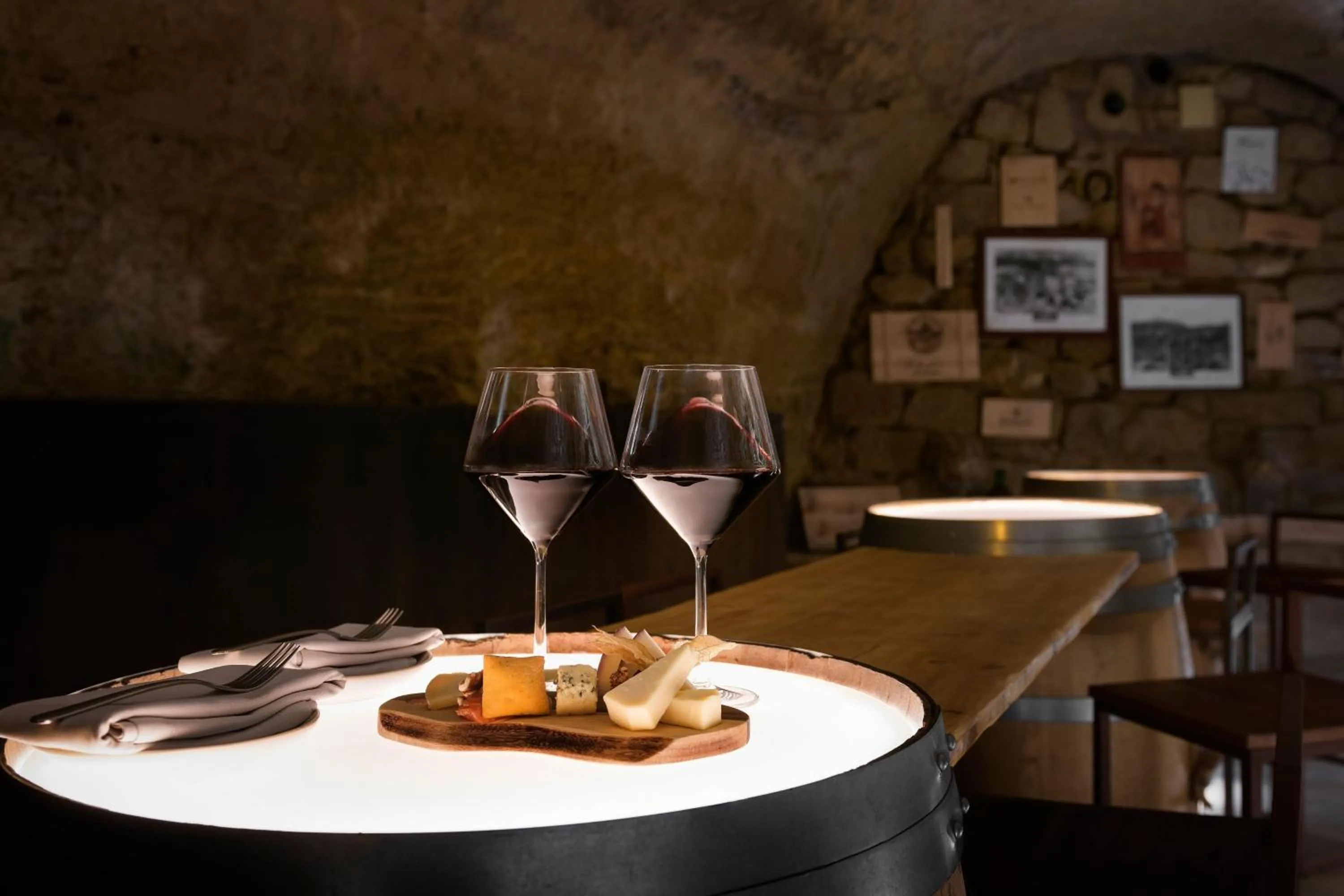 Restaurant/places to eat in Palacio Tondón, La Rioja Brinas, Autograph Collection