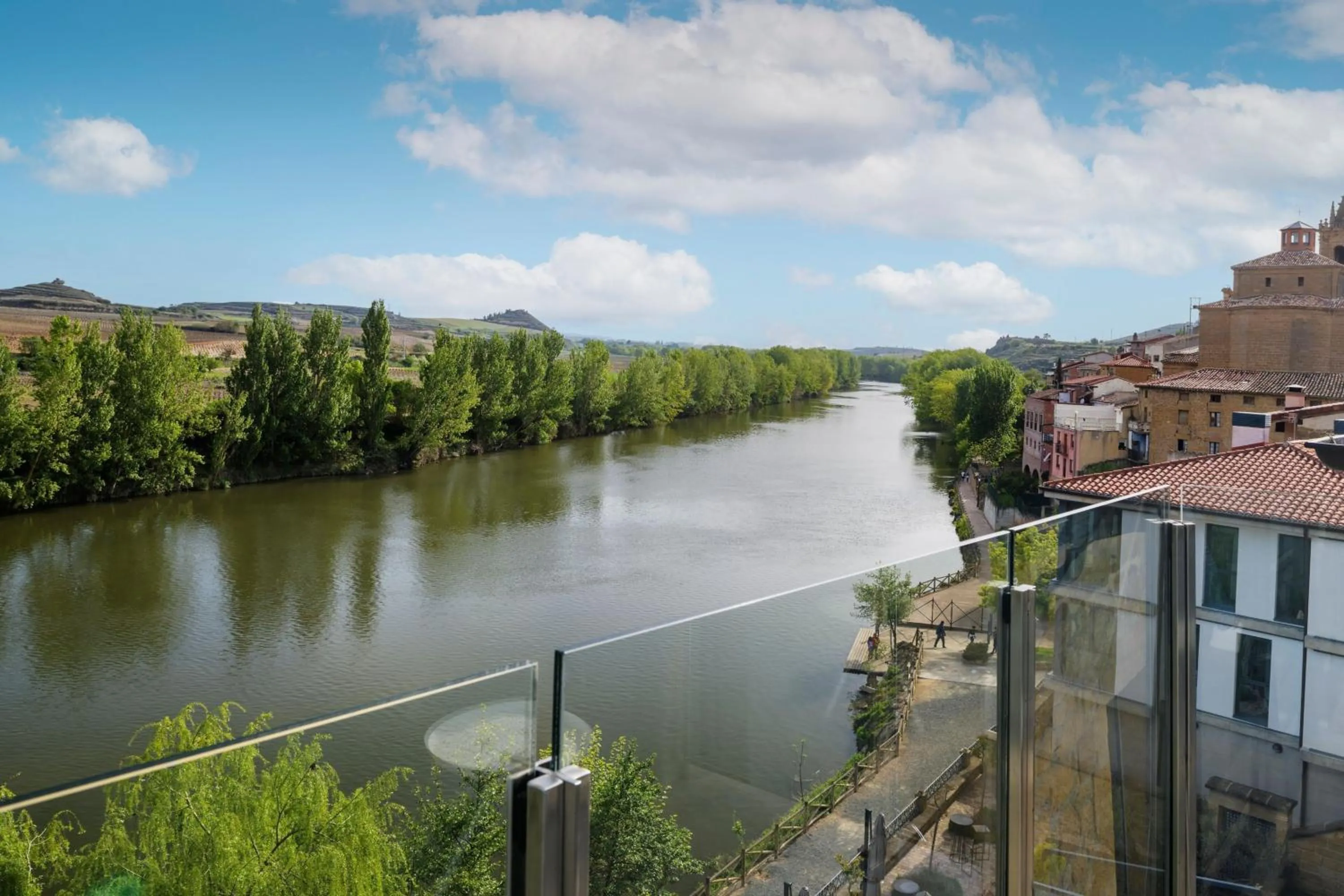 Photo of the whole room in Palacio Tondón, La Rioja Brinas, Autograph Collection