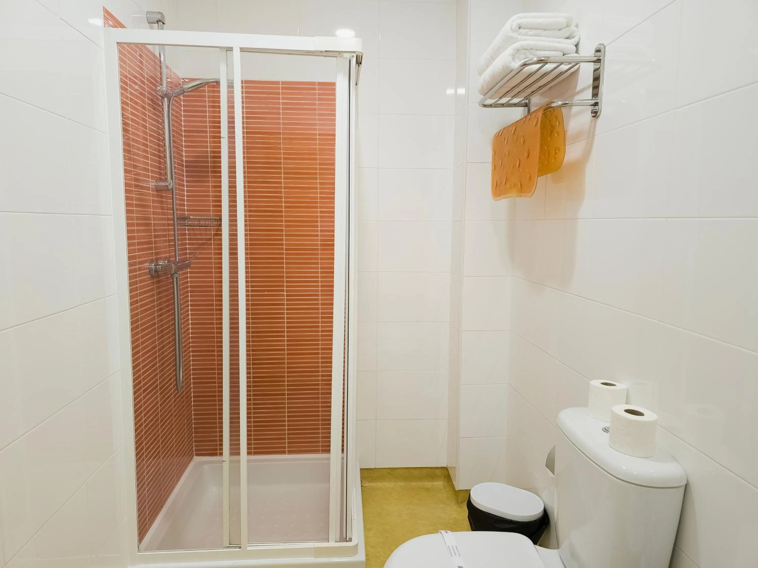 Shower in Hospedaria Recomeçar