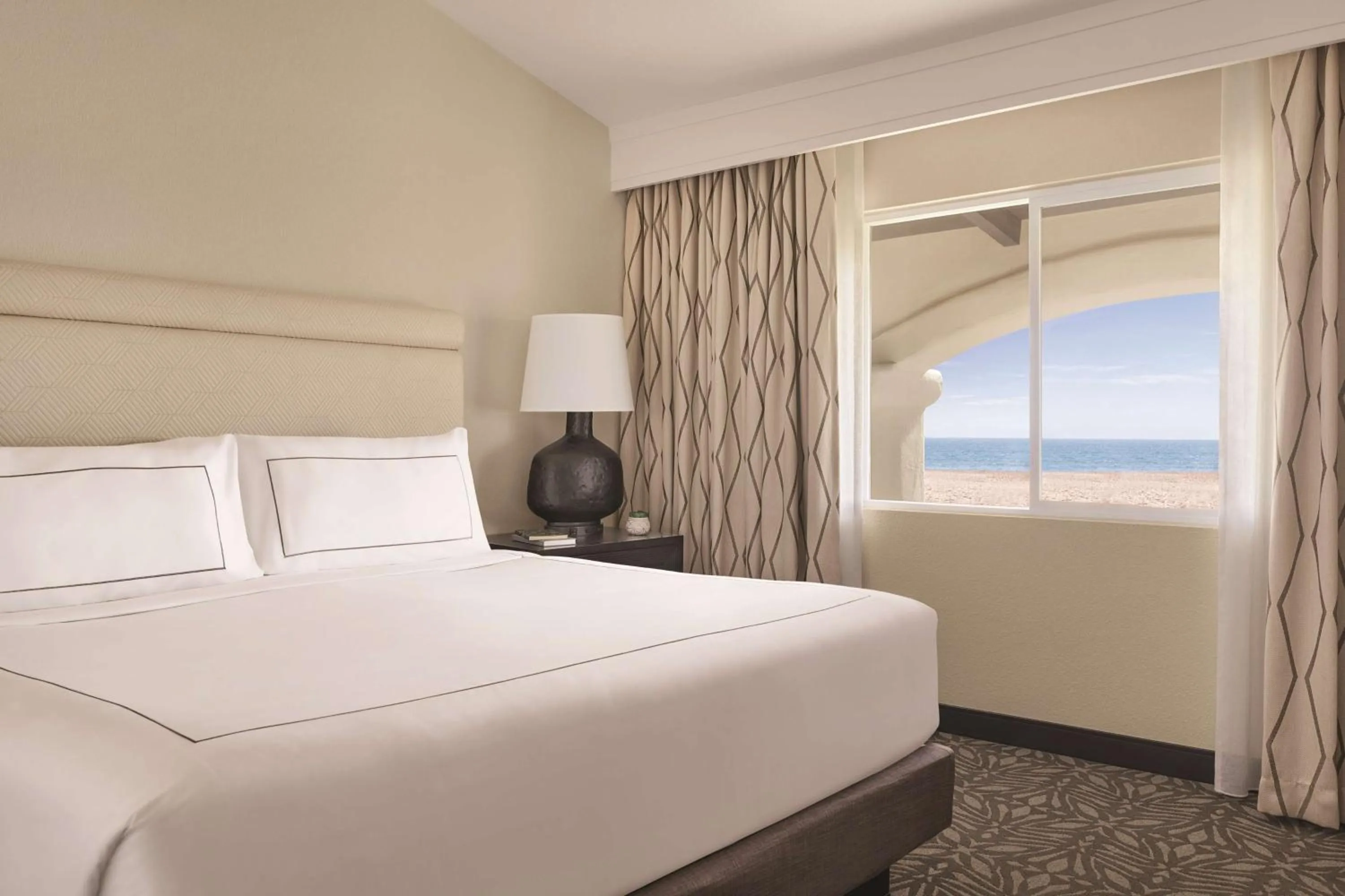 Bed in Zachari Dunes on Mandalay Beach, Curio Collection by Hilton