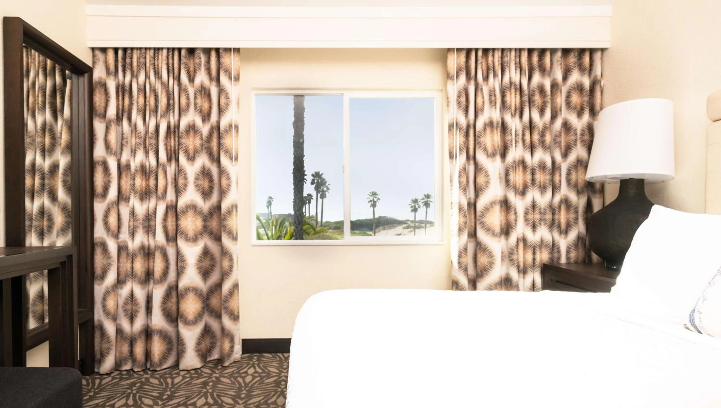 Bed in Zachari Dunes on Mandalay Beach, Curio Collection by Hilton