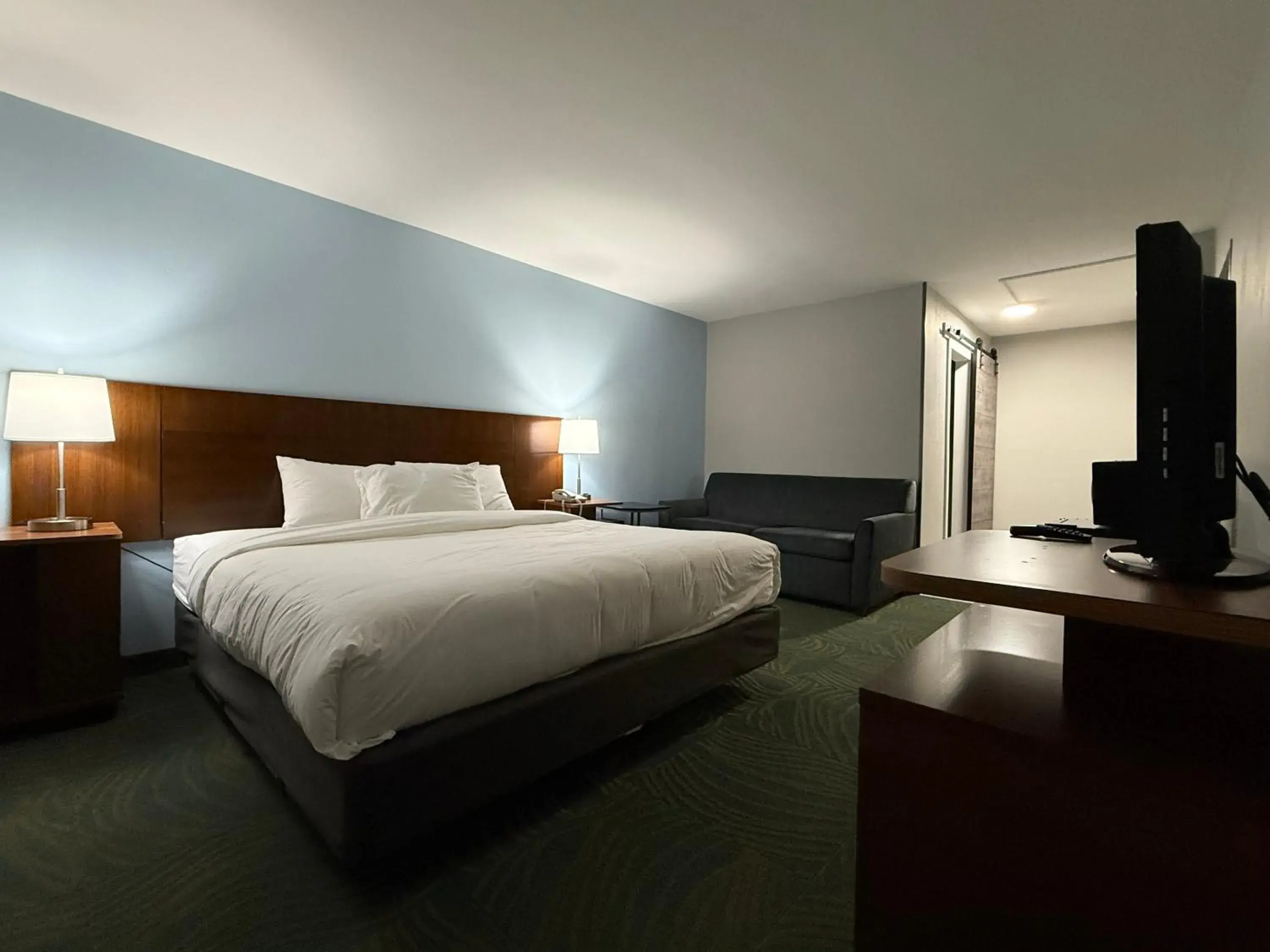 Standard King Room in Silver Beach Hotel Standard King Room in Silver Beach Hotel