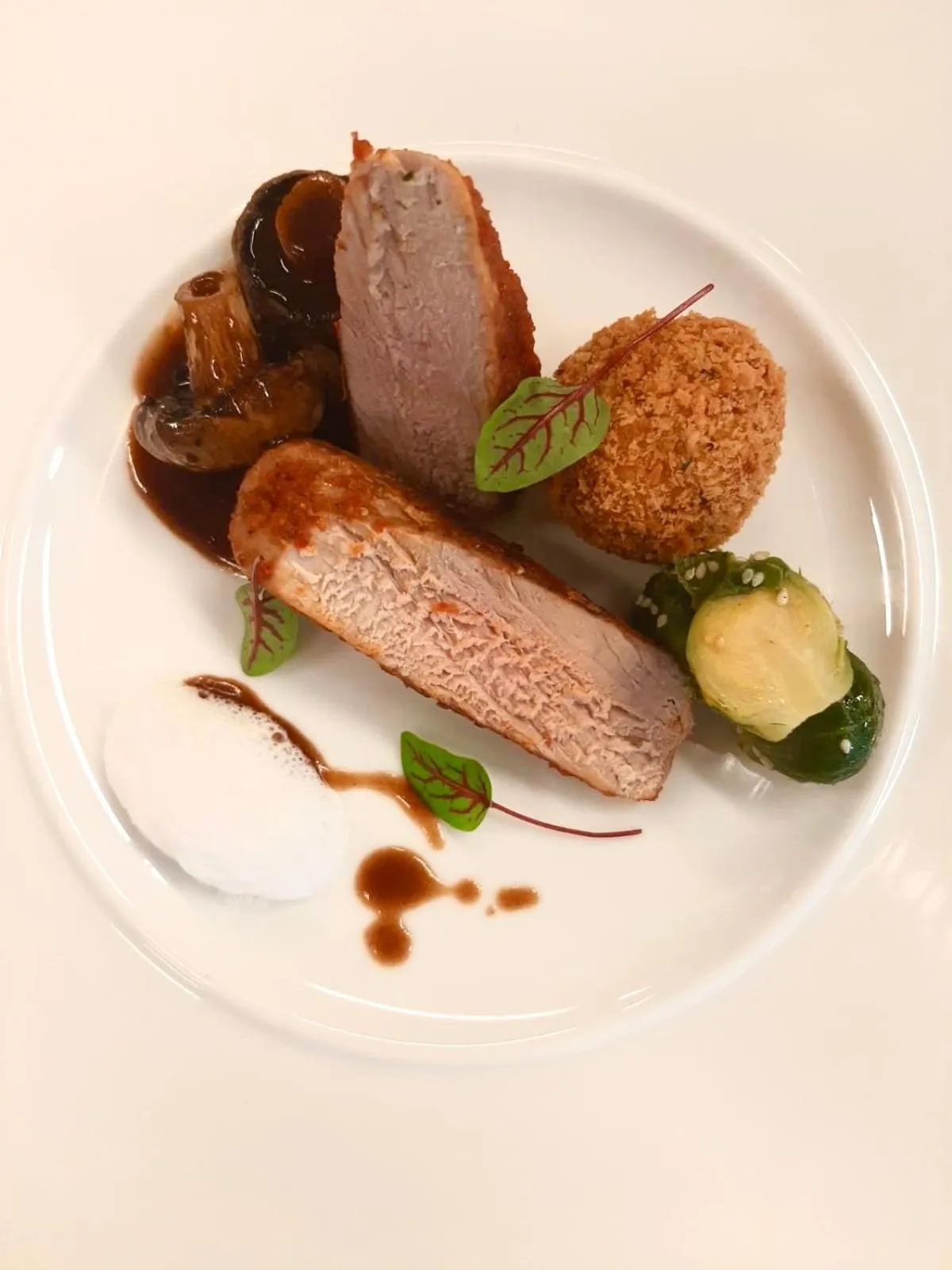 Food and drinks in Hotel Plaza