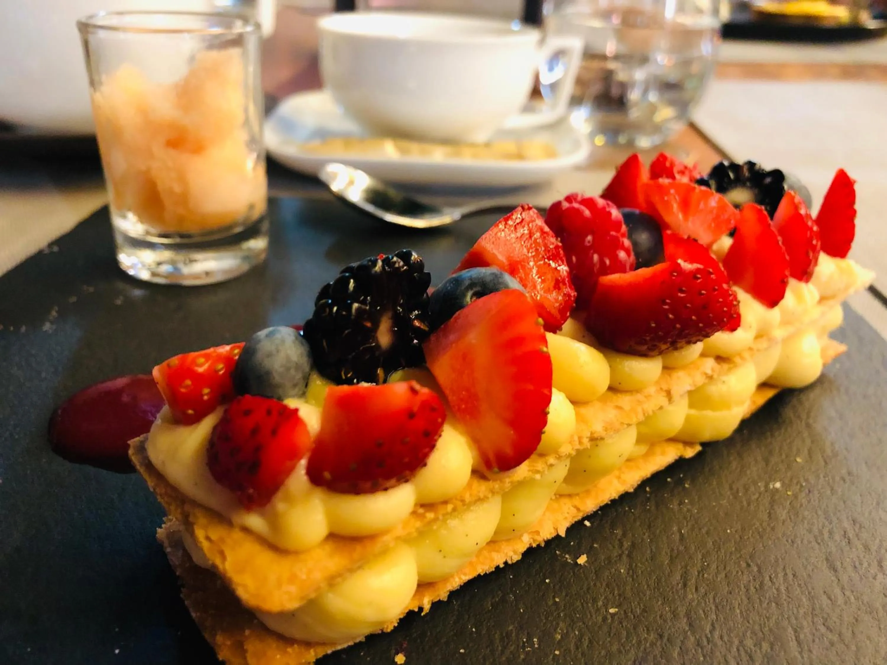 Food and drinks in Hotel Plaza