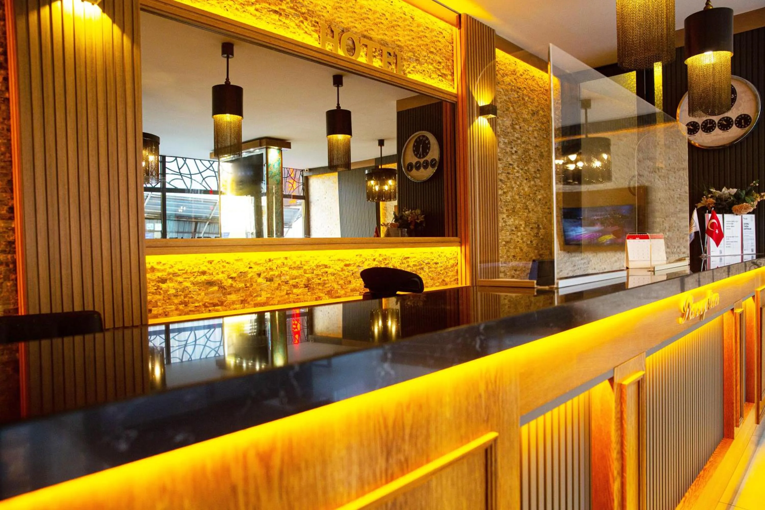 Lobby or reception in Emirtimes Hotel Kadıköy