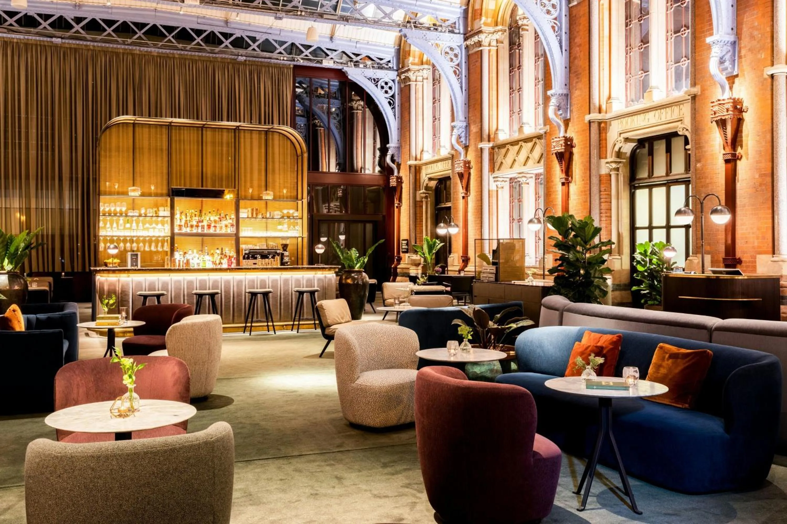 Restaurant/places to eat in St Pancras London, Autograph Collection