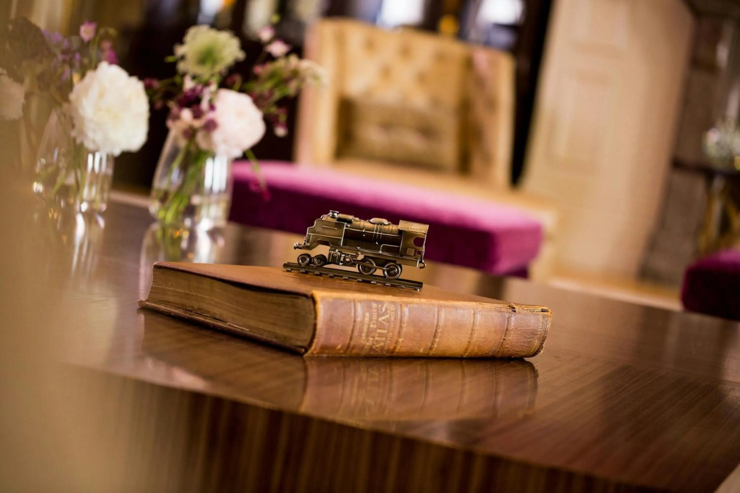 Bedroom in St Pancras London, Autograph Collection