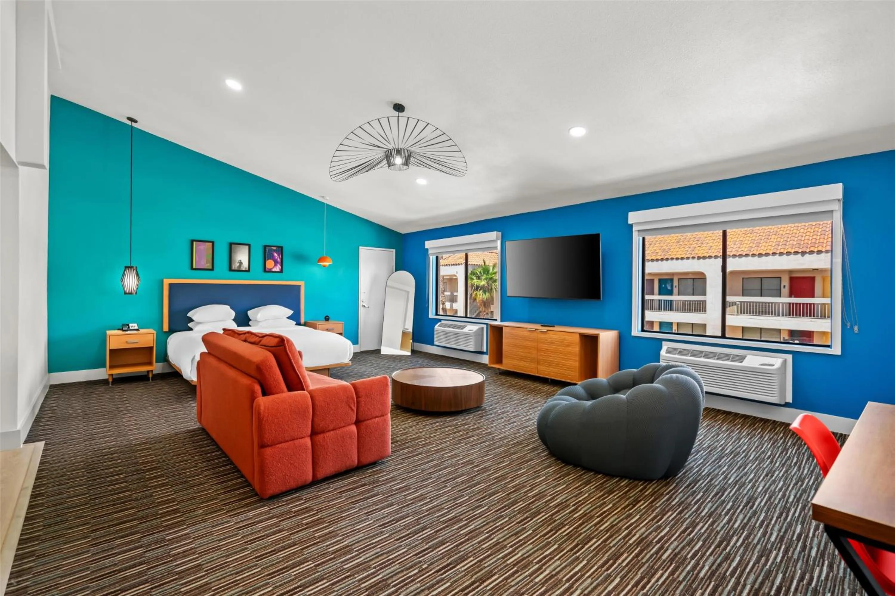 Photo of the whole room, Bed in Signature Indio I-10 Coachella Valley by Sonesta