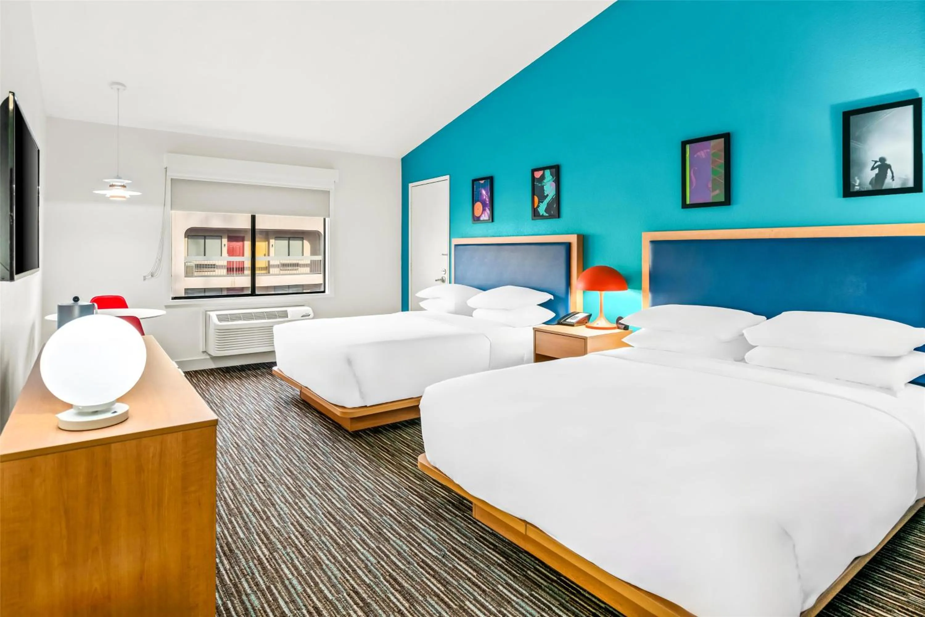 Bedroom, Bed in Signature Indio I-10 Coachella Valley by Sonesta