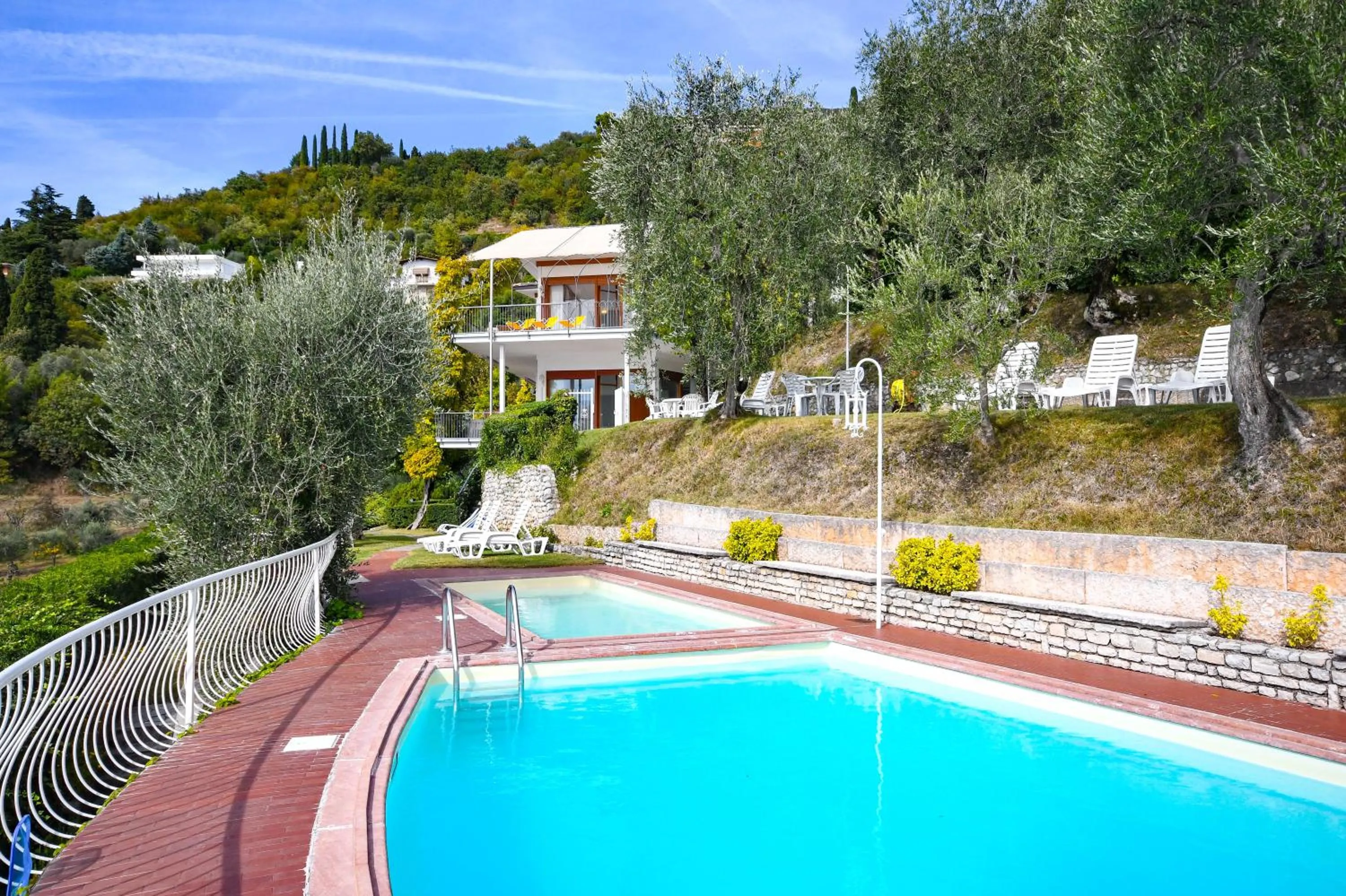 Property building in La Villa Fasano