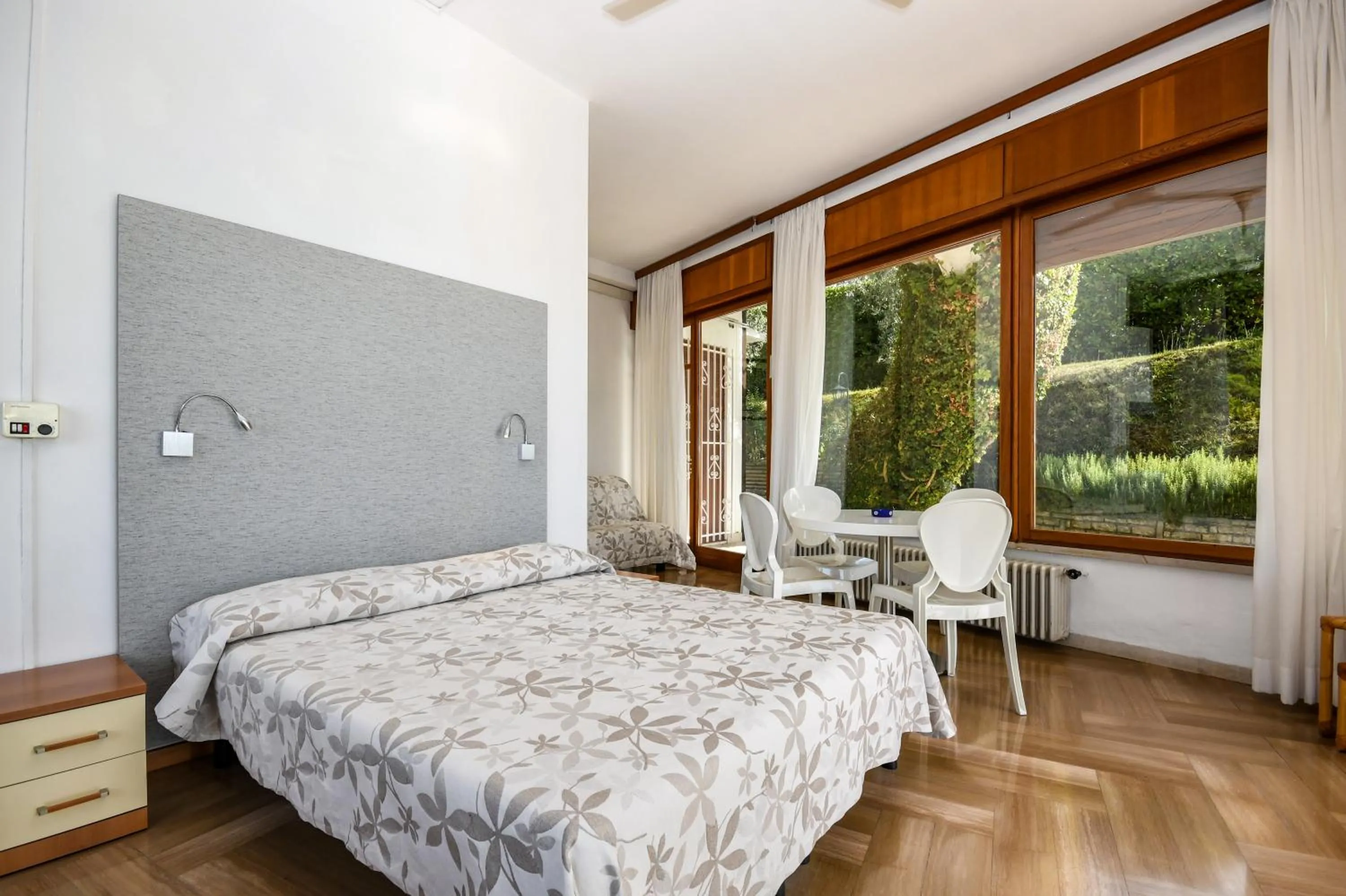 Bed in La Villa Fasano