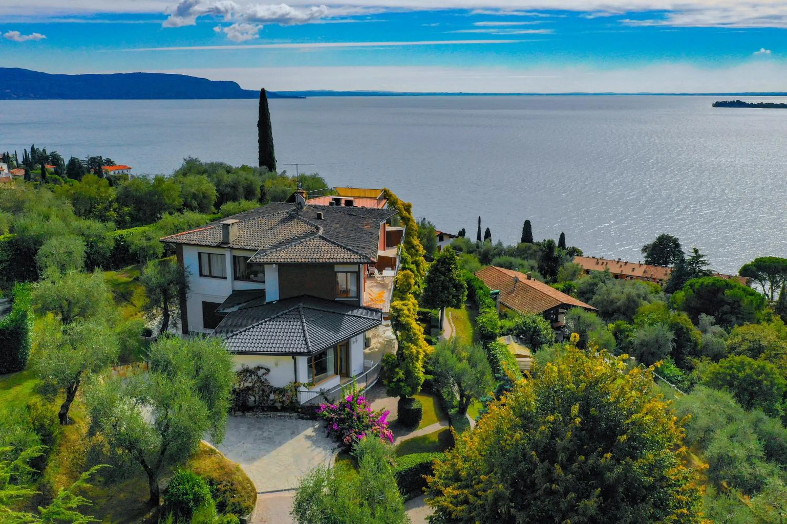 Property building in La Villa Fasano