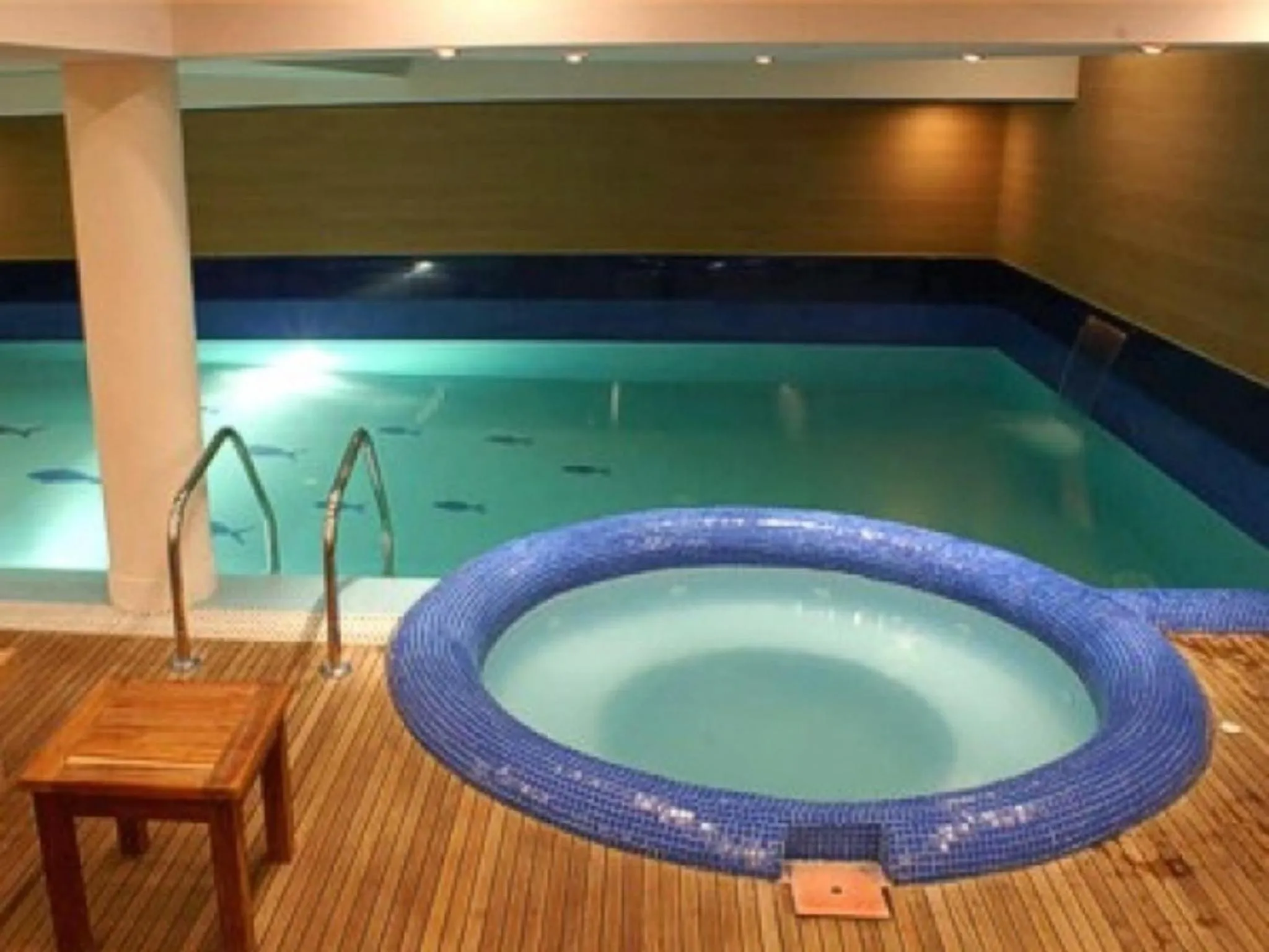 Hot Tub in The Lodge Hotel