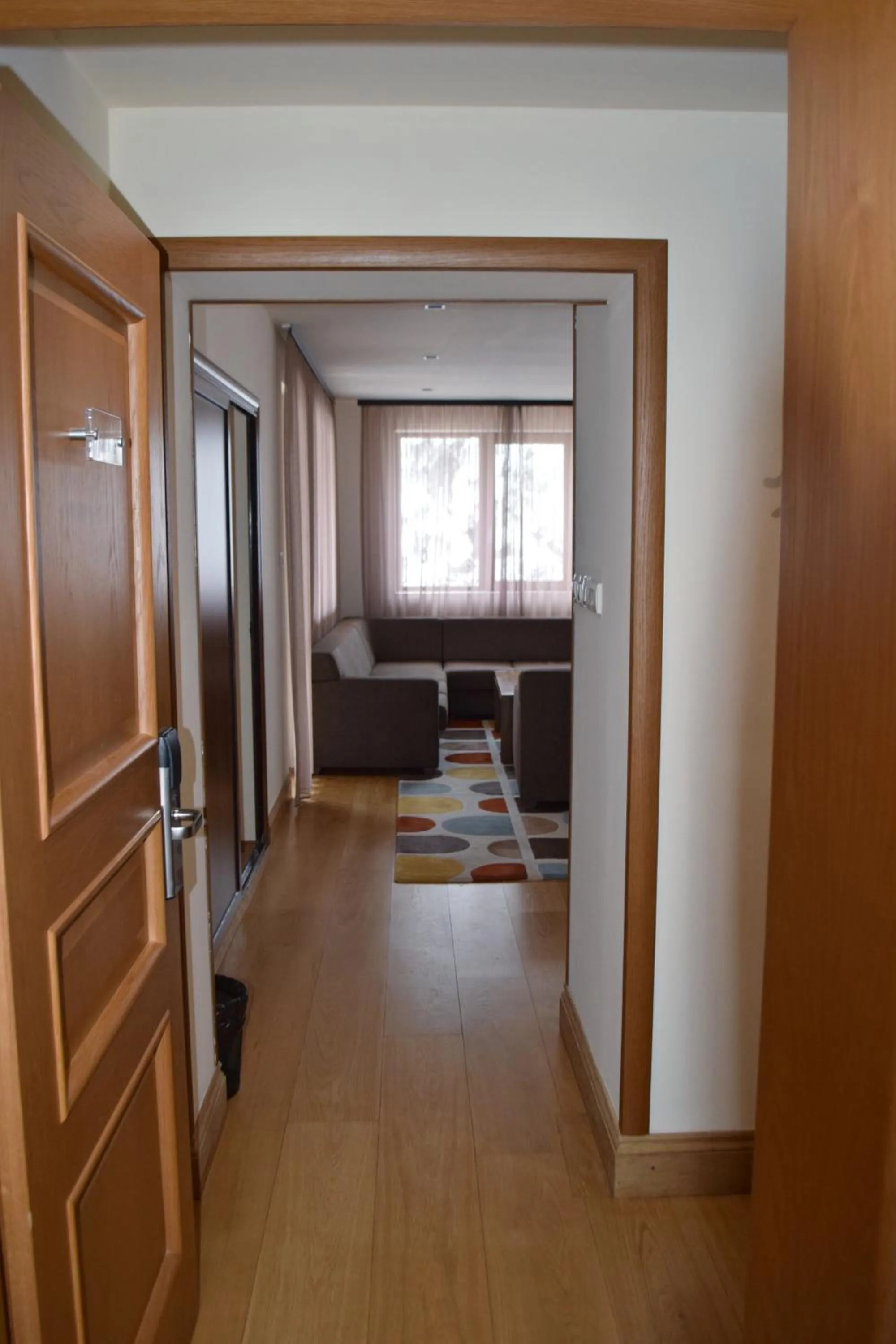 Living room, Bed in The Lodge Hotel