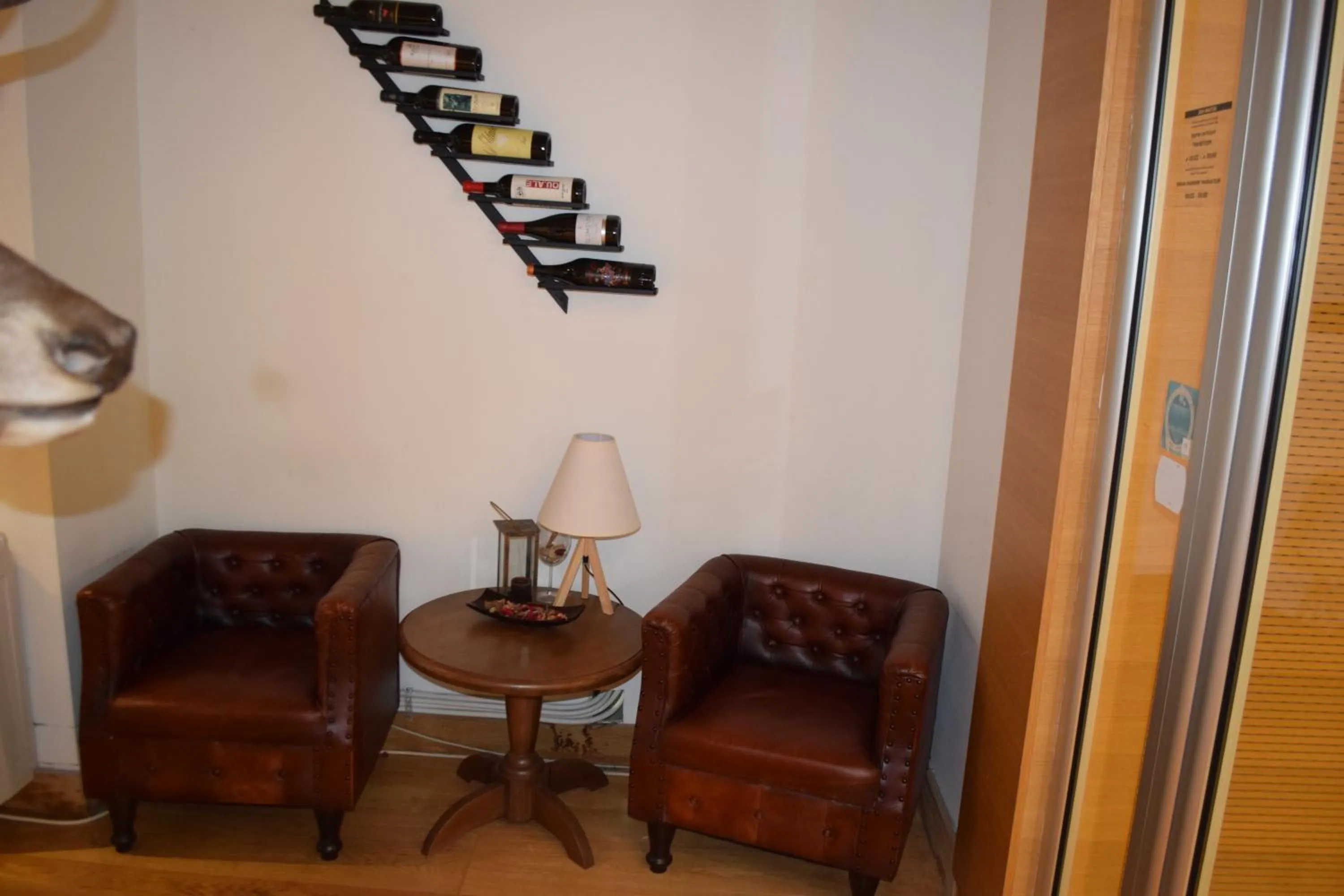 Restaurant/places to eat in The Lodge Hotel