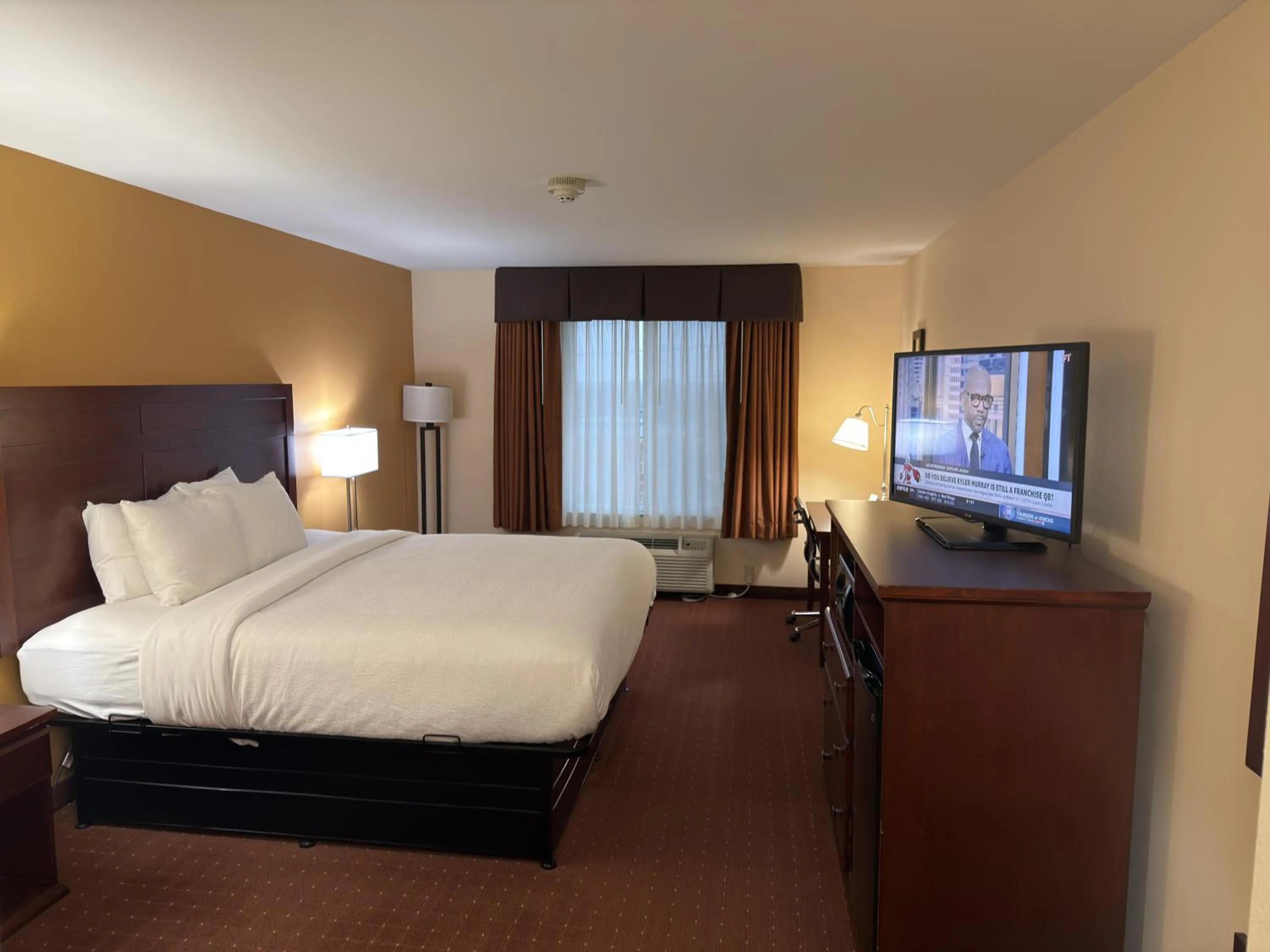 Bed in Americas Best Value Inn Saint Robert/Fort Leonard Wood