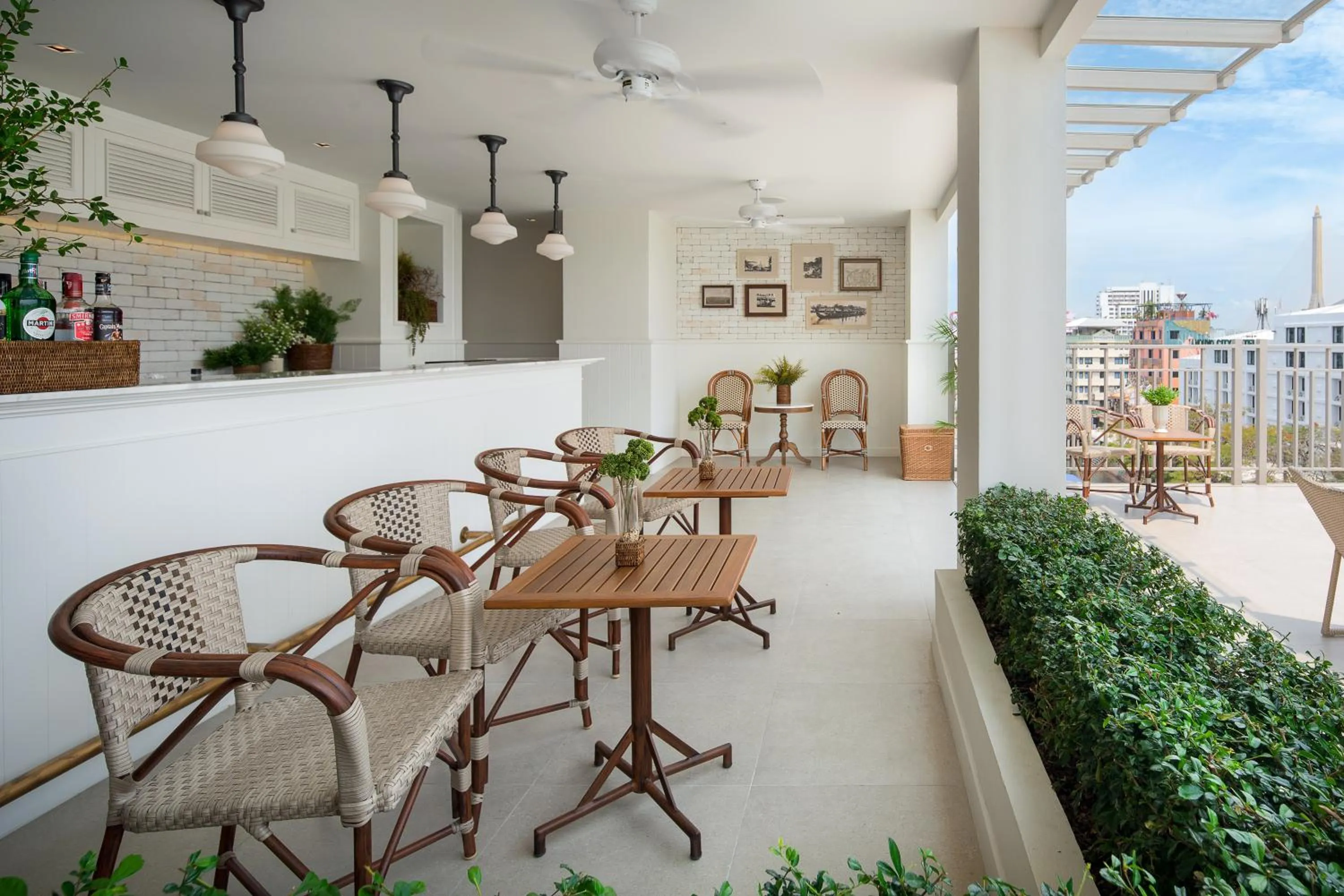 Lounge or bar in Casa Vimaya Riverside